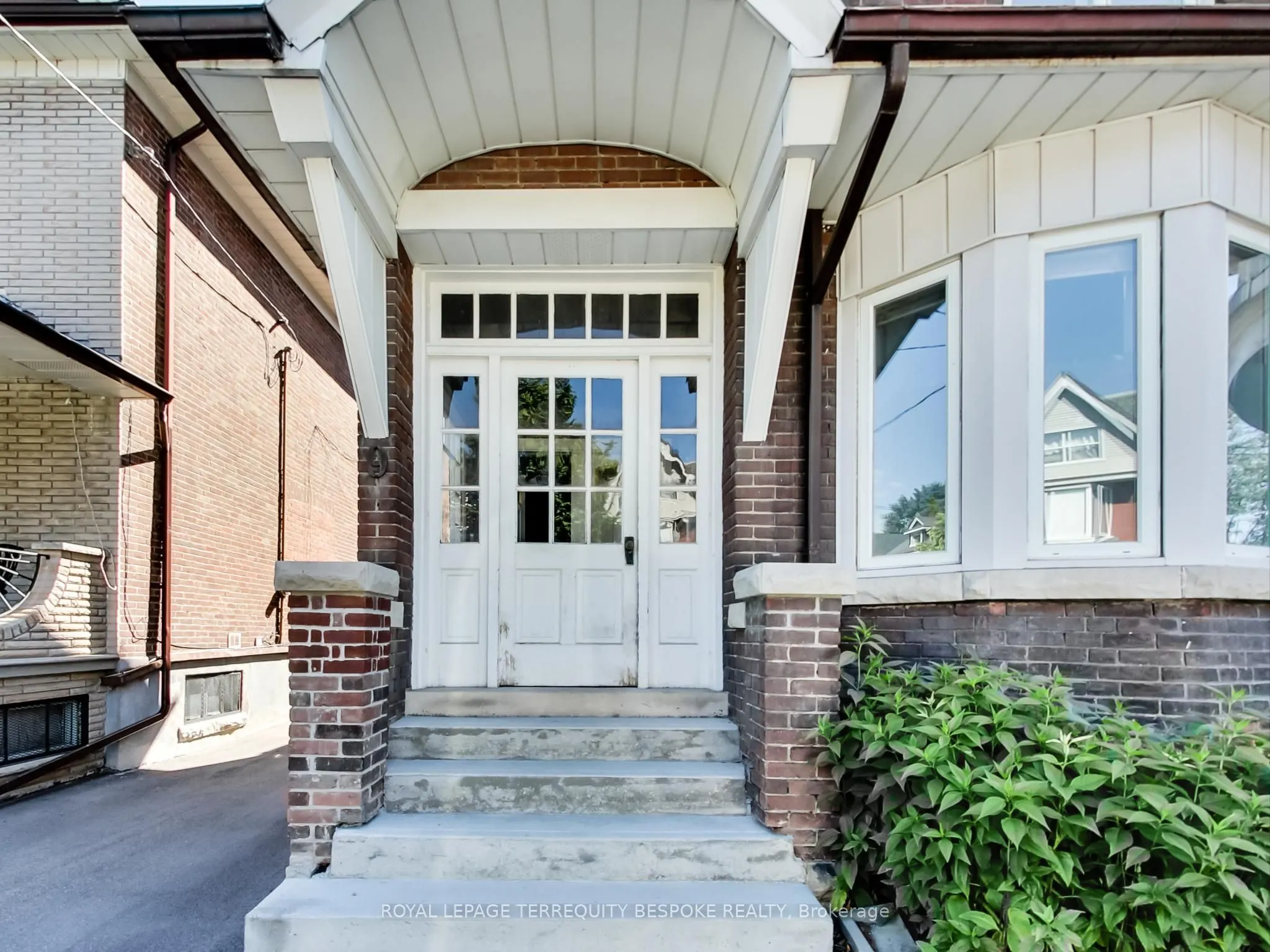 9 Concord Avenue, #Main