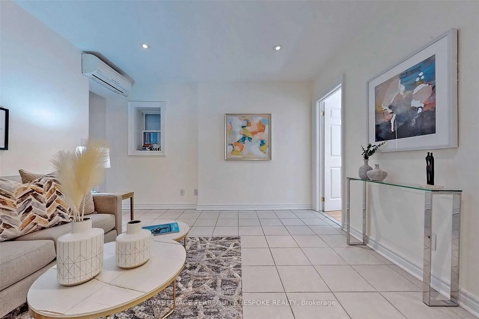 9 Concord Avenue, #Main