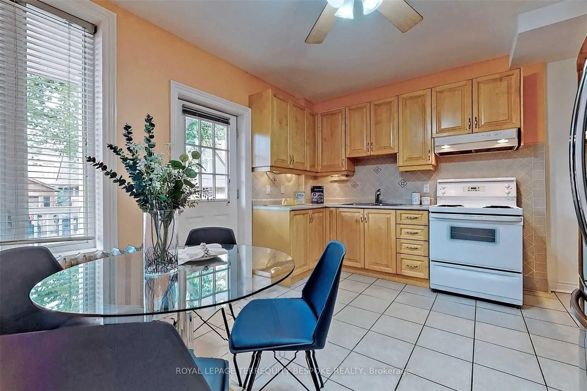 9 Concord Avenue, #Main