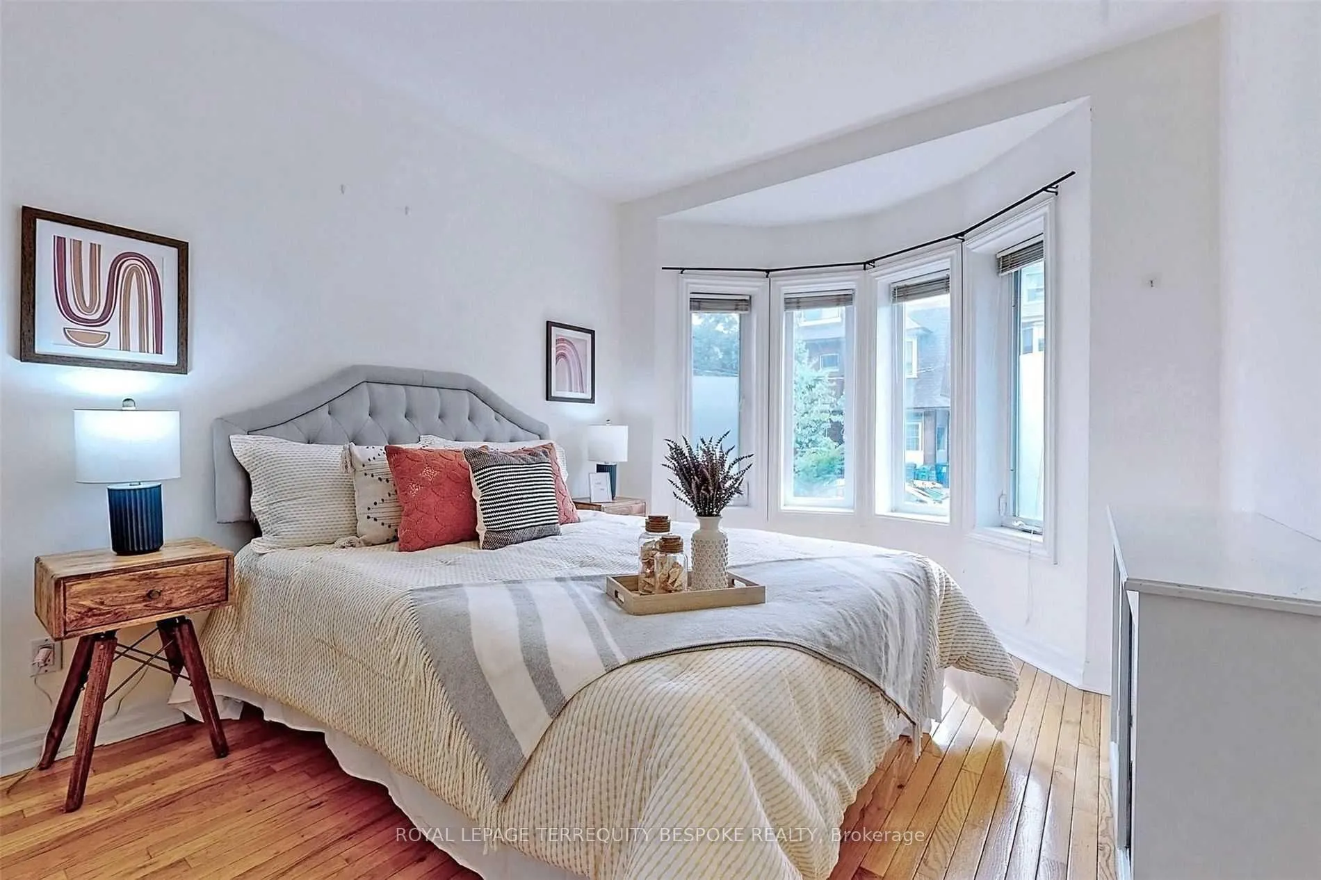 9 Concord Avenue, #Main
