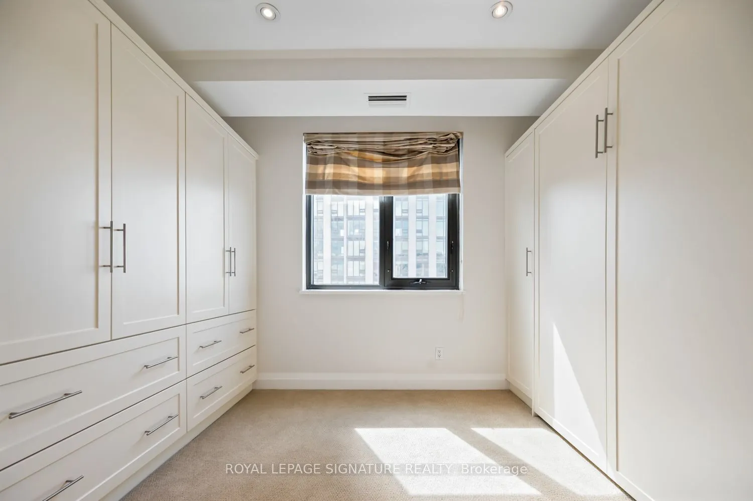 260 Heath Street W, #1602