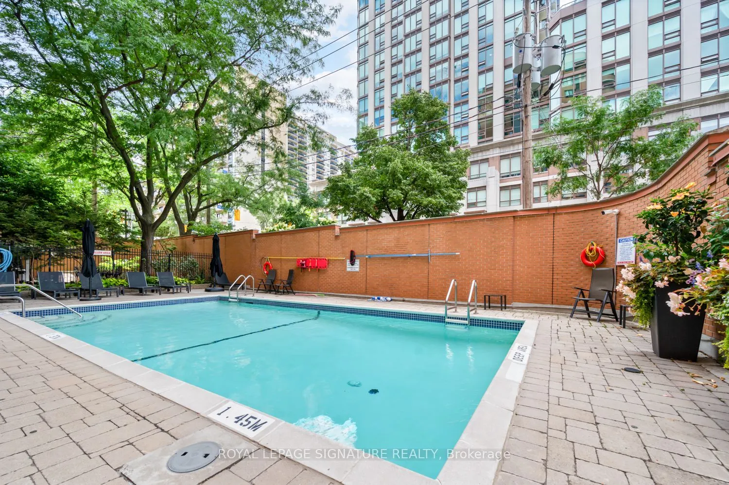 260 Heath Street W, #1602
