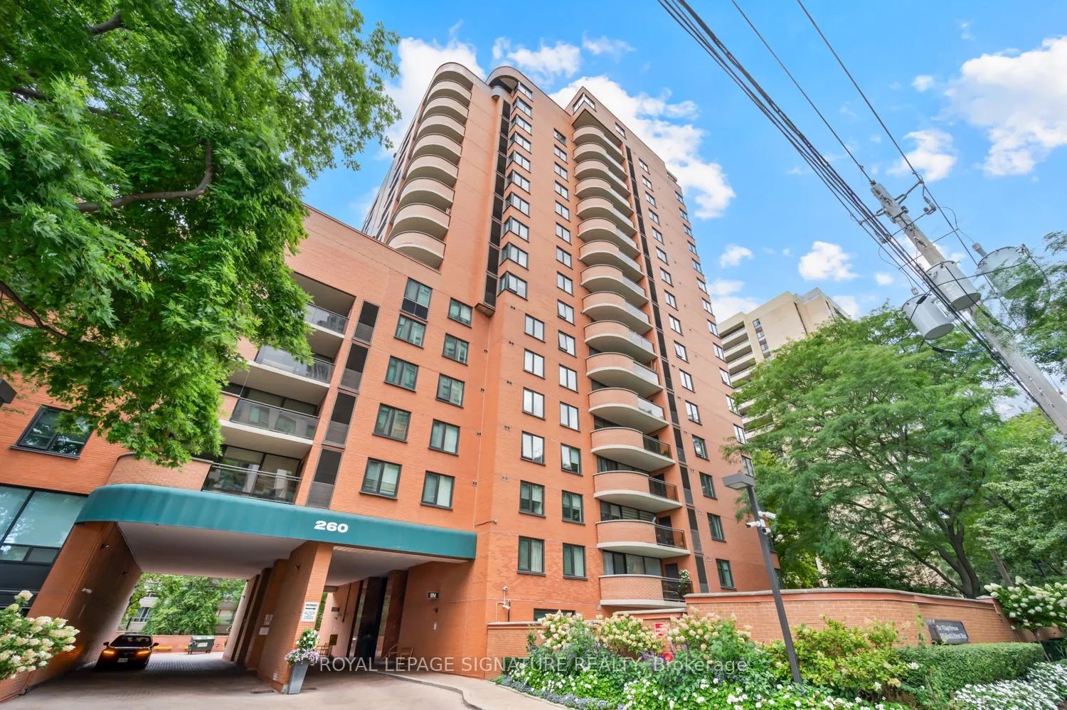 260 Heath Street W, #1602