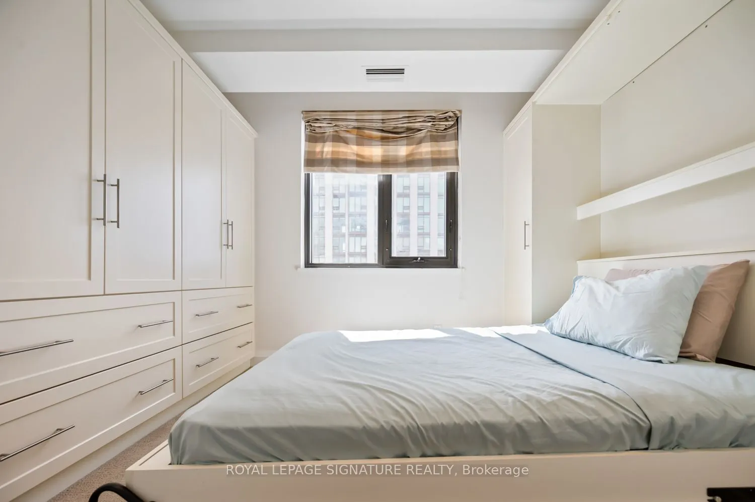 260 Heath Street W, #1602