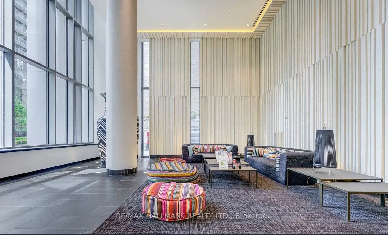 42 Charles Street E, #5301
