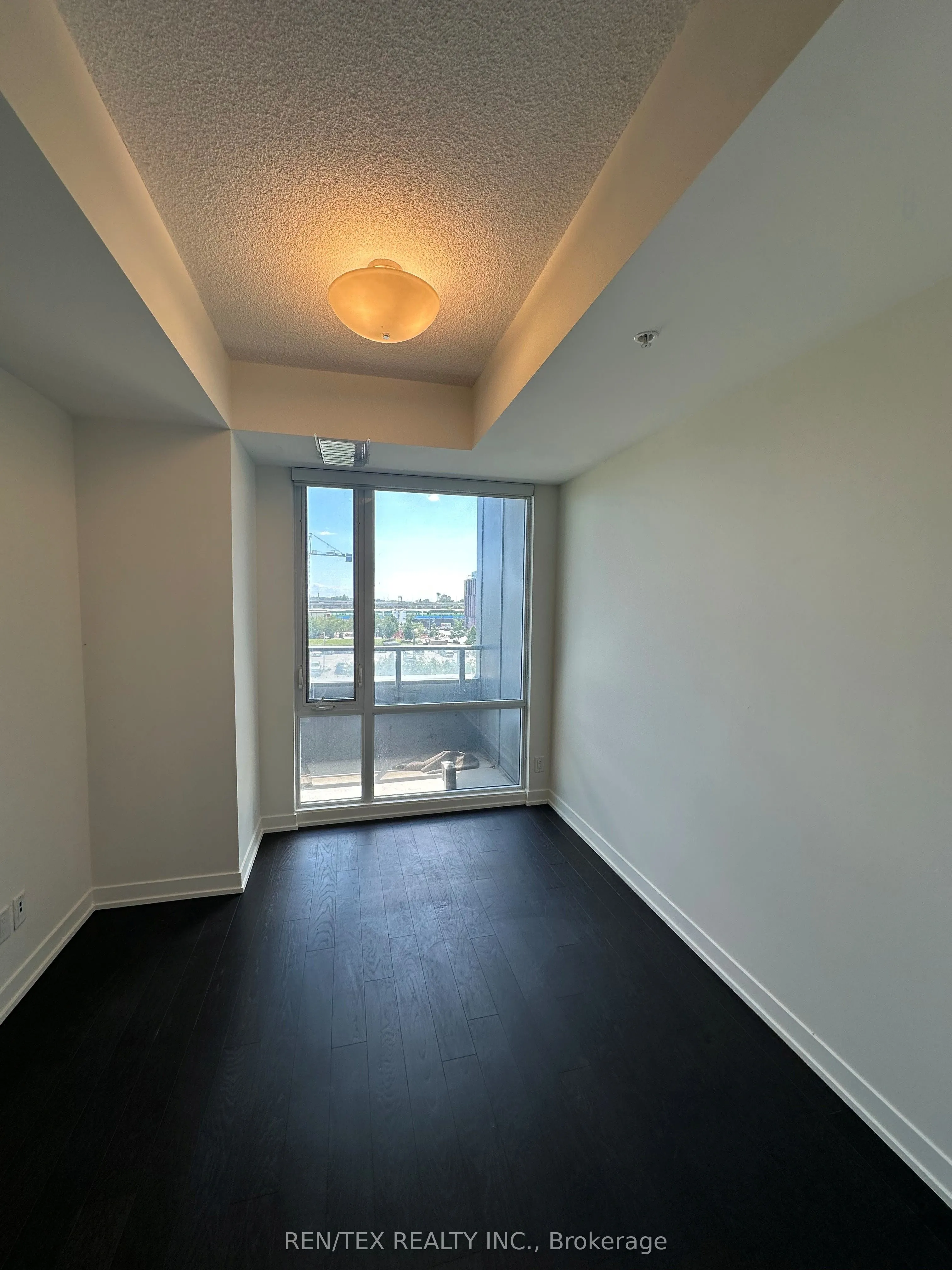 120 Bayview Avenue, #S307