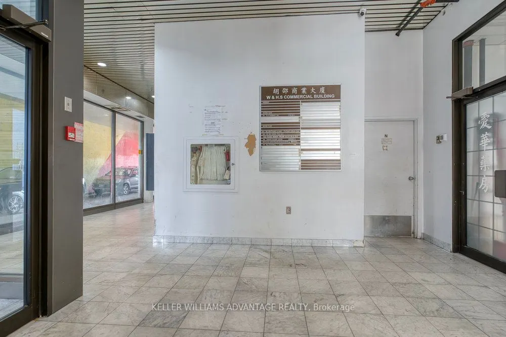302 Spadina Avenue, #Basement