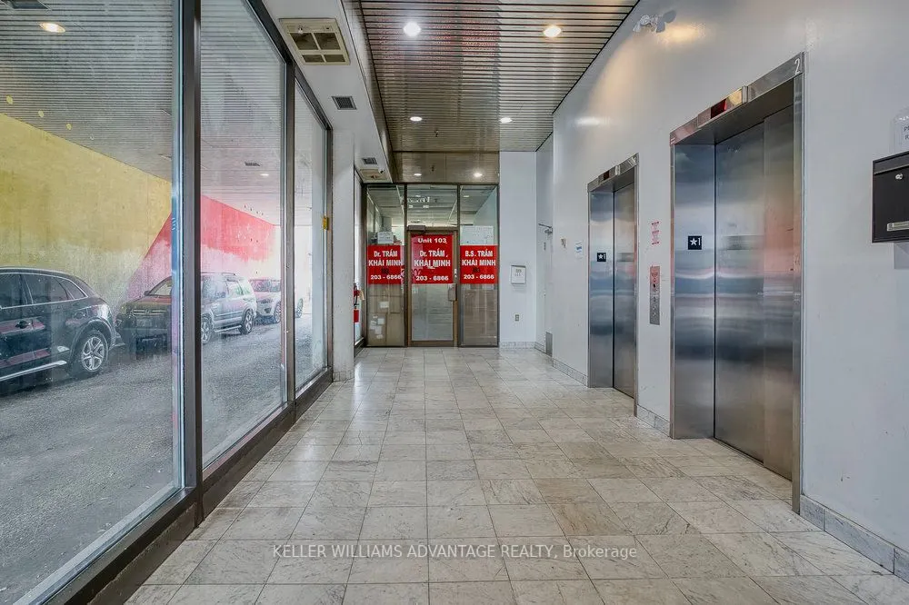 302 Spadina Avenue, #Basement