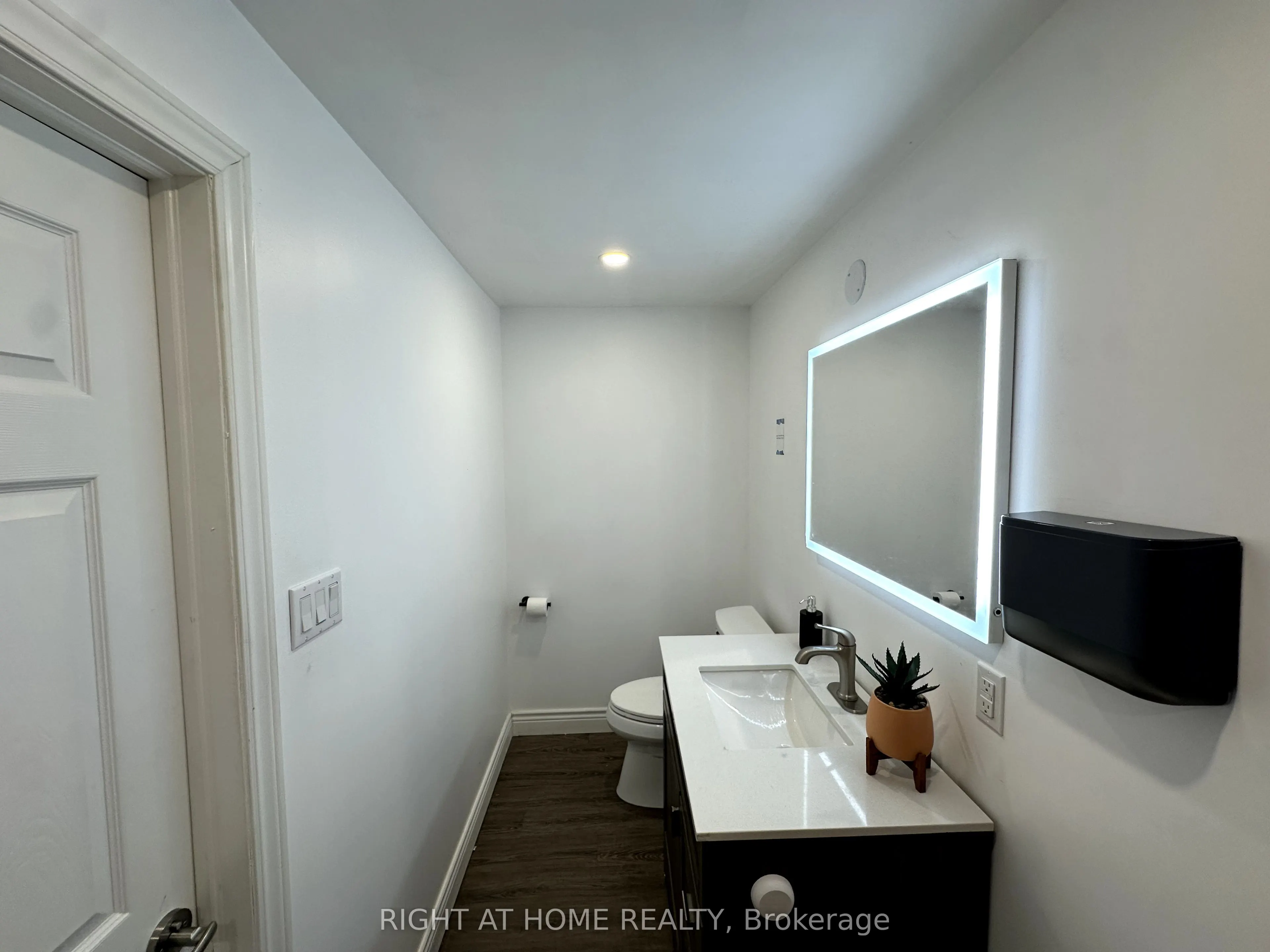 1639 Eglinton Avenue W, #Room 2