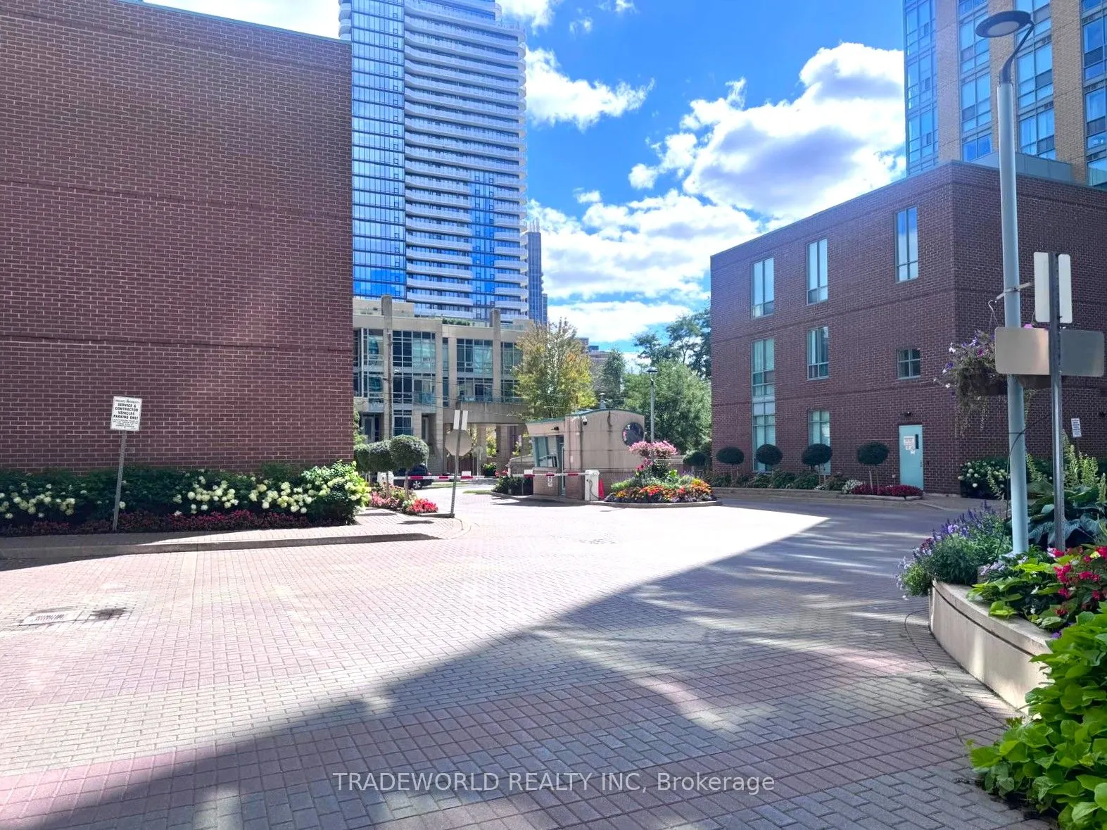 26 Olive Avenue, #1702