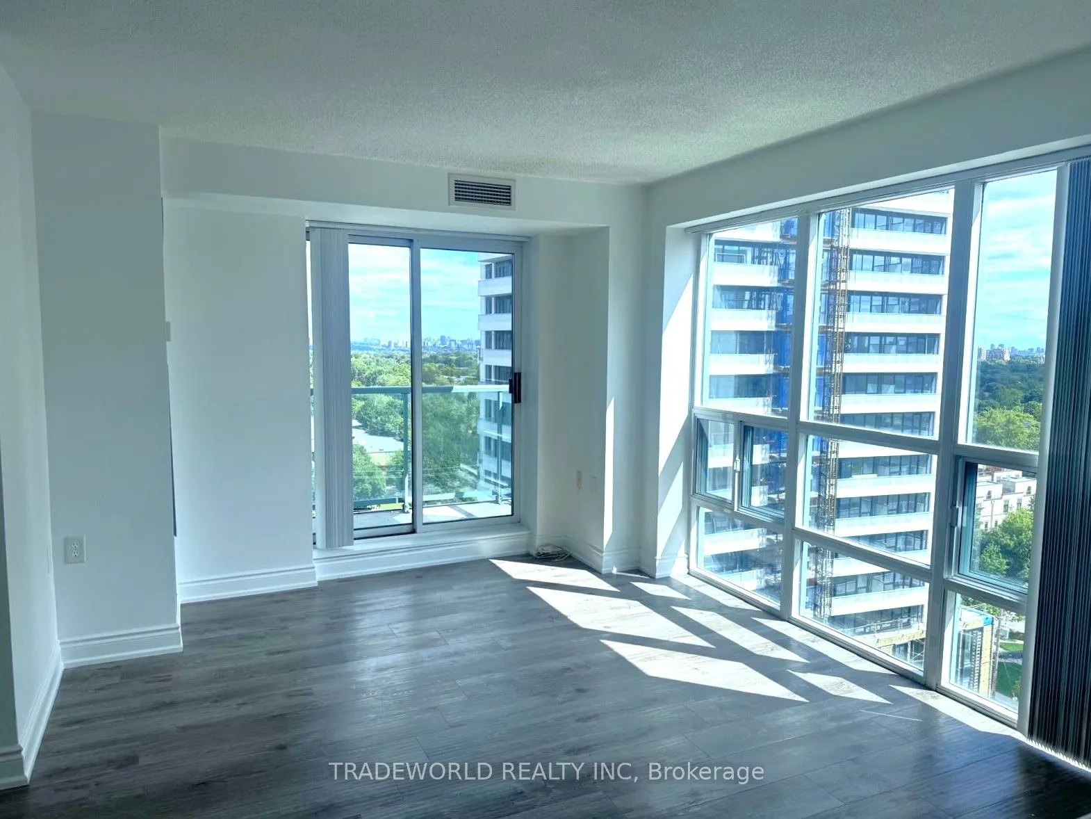 26 Olive Avenue, #1702