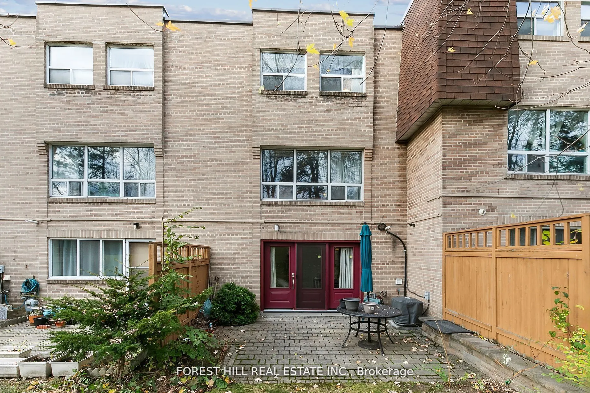86 Village Greenway, #39