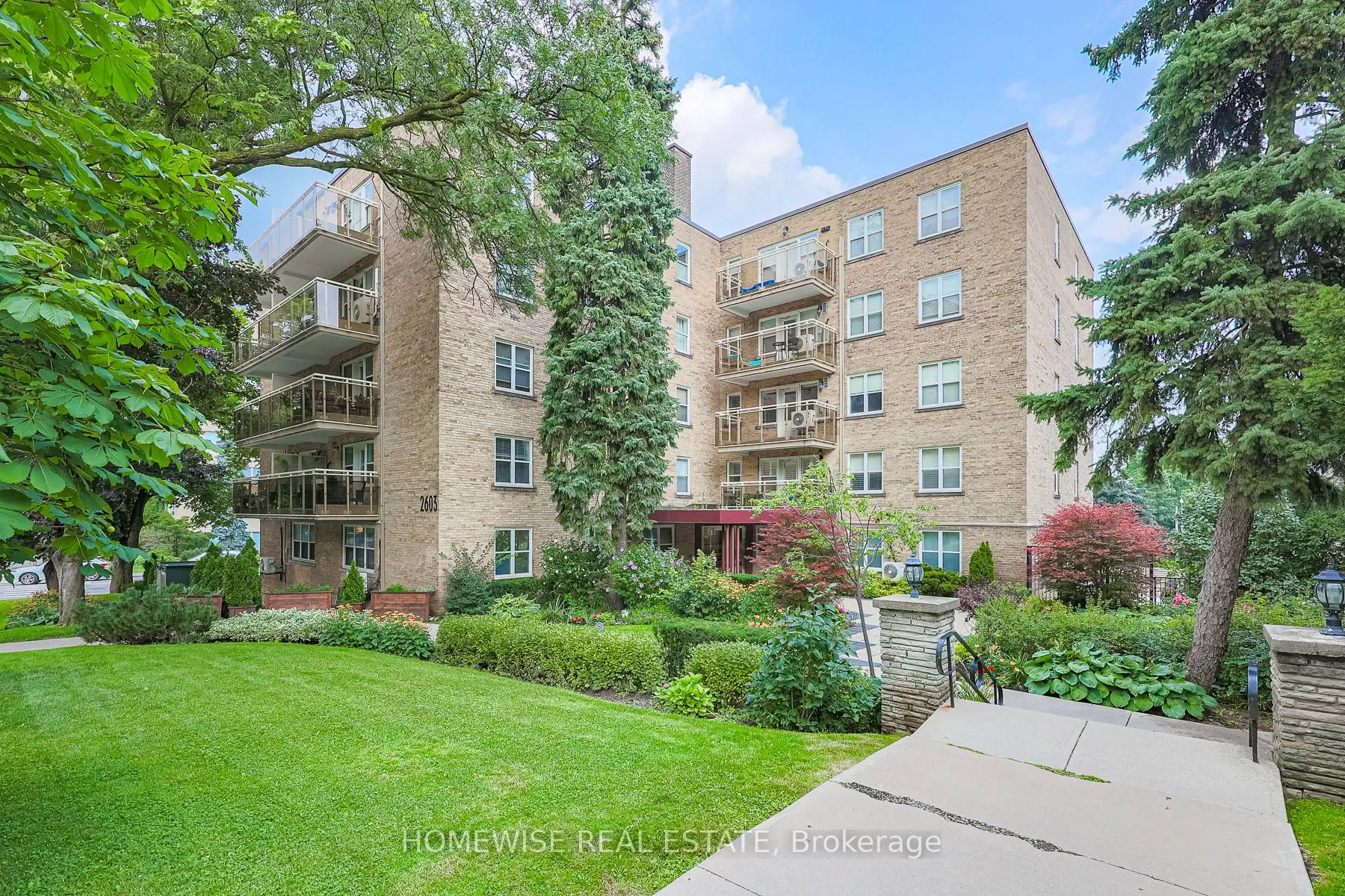 2603 Bathurst Street, #308