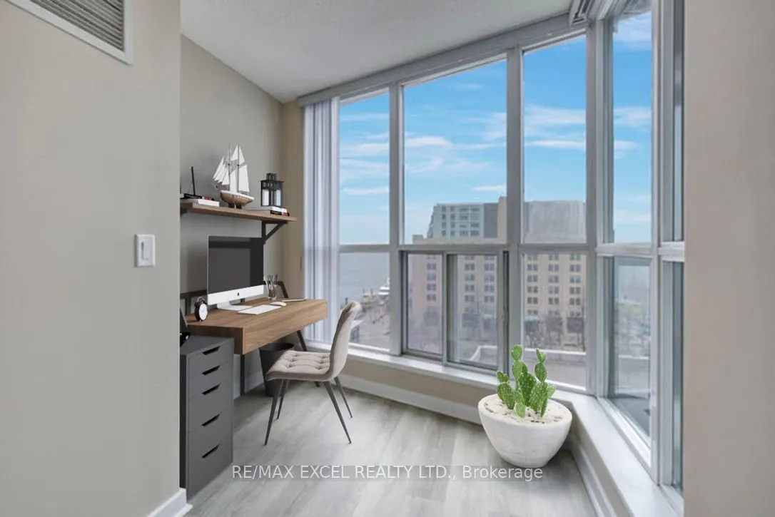 8 York Street, #910