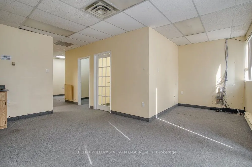 302 Spadina Avenue, #205+206