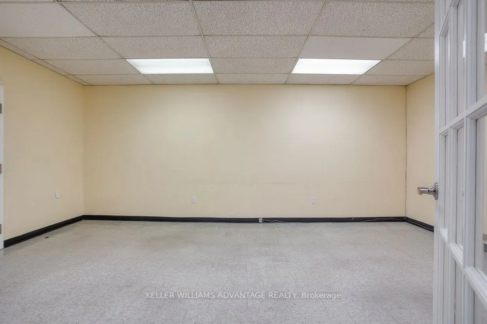 302 Spadina Avenue, #205+206