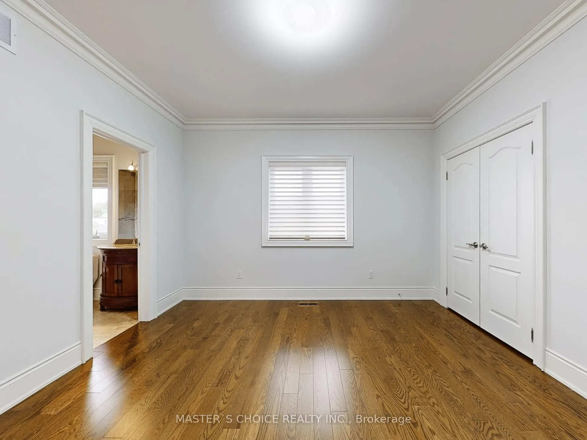 6 Terrace Avenue