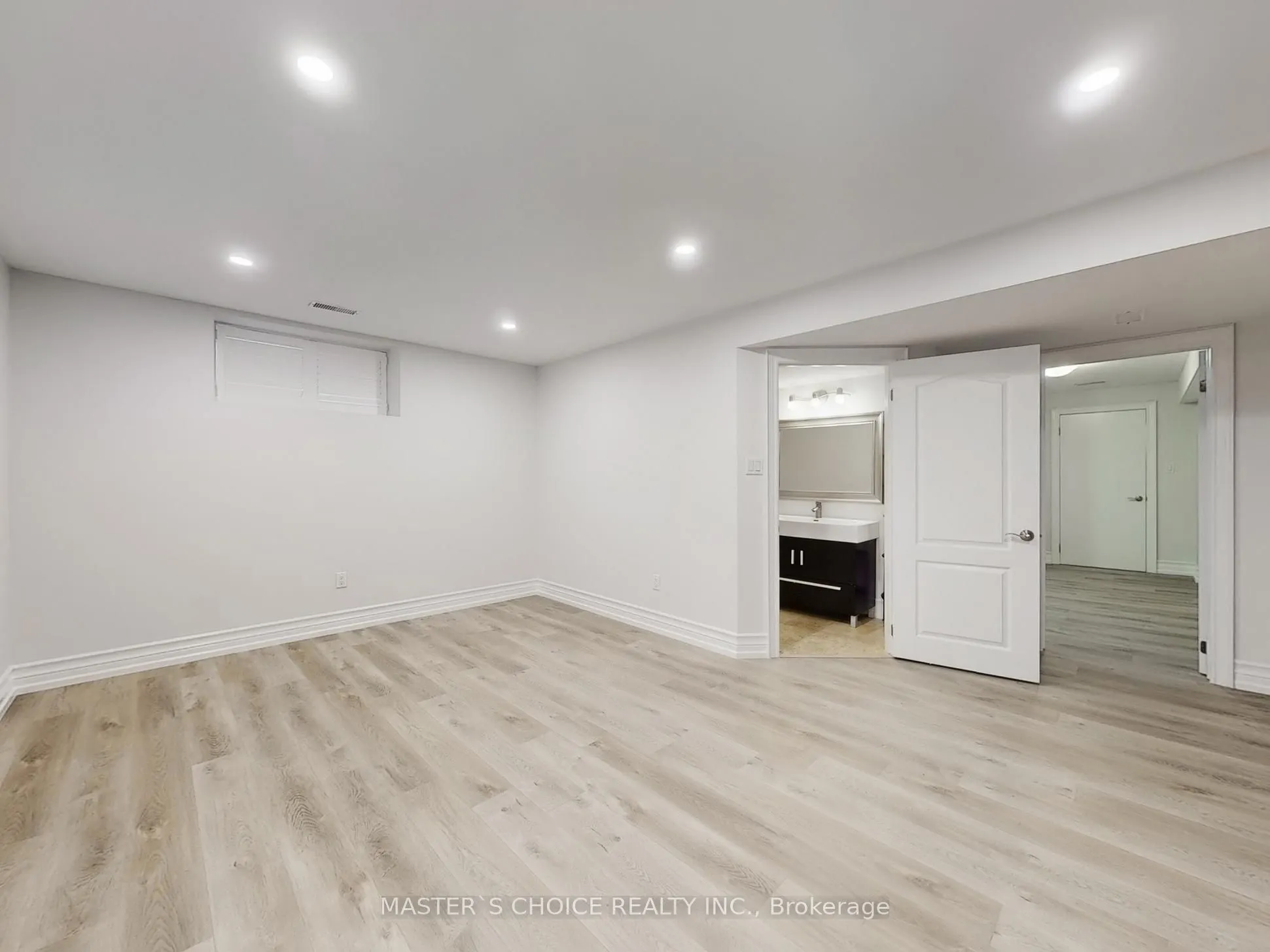 6 Terrace Avenue