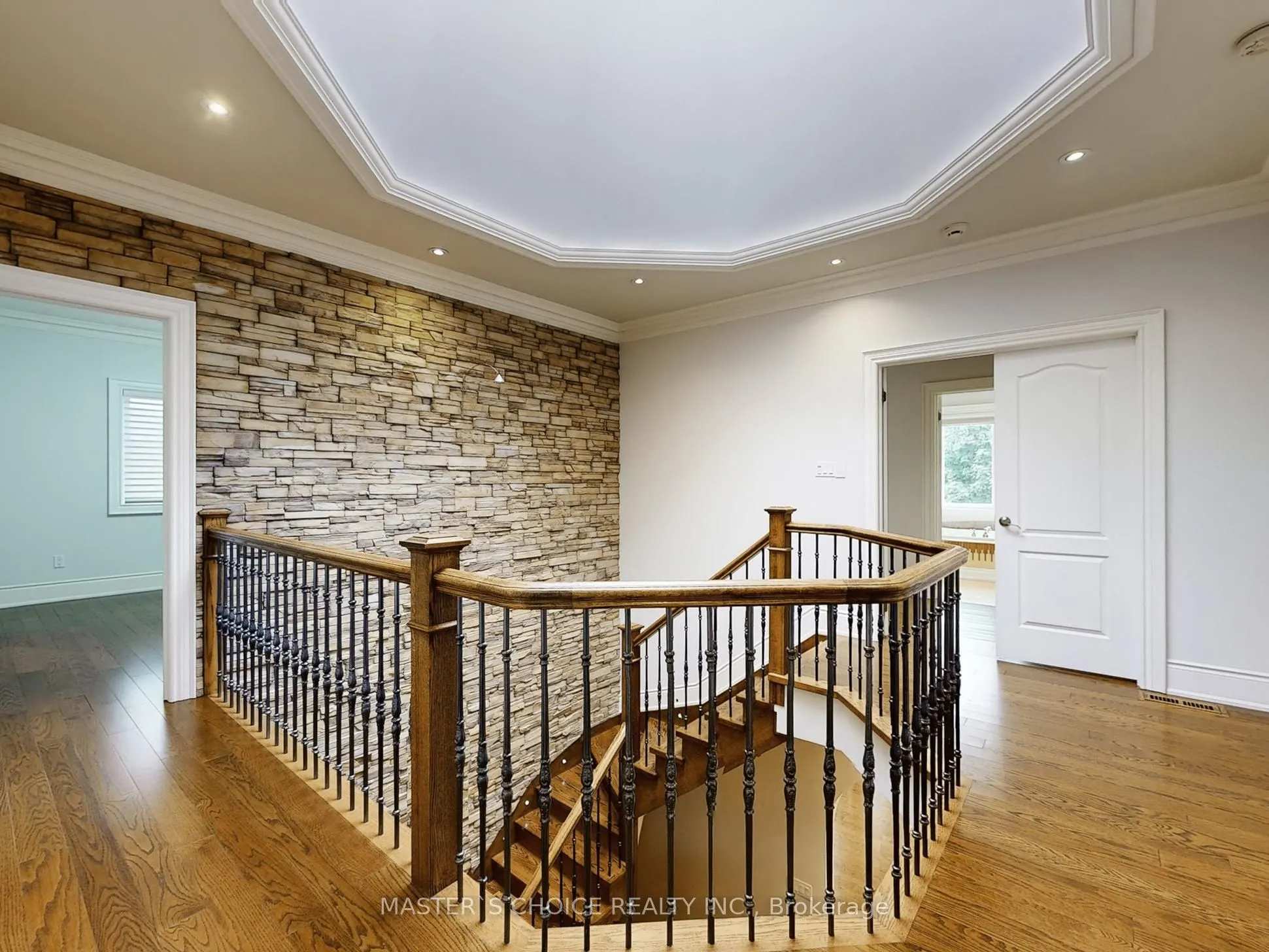 6 Terrace Avenue