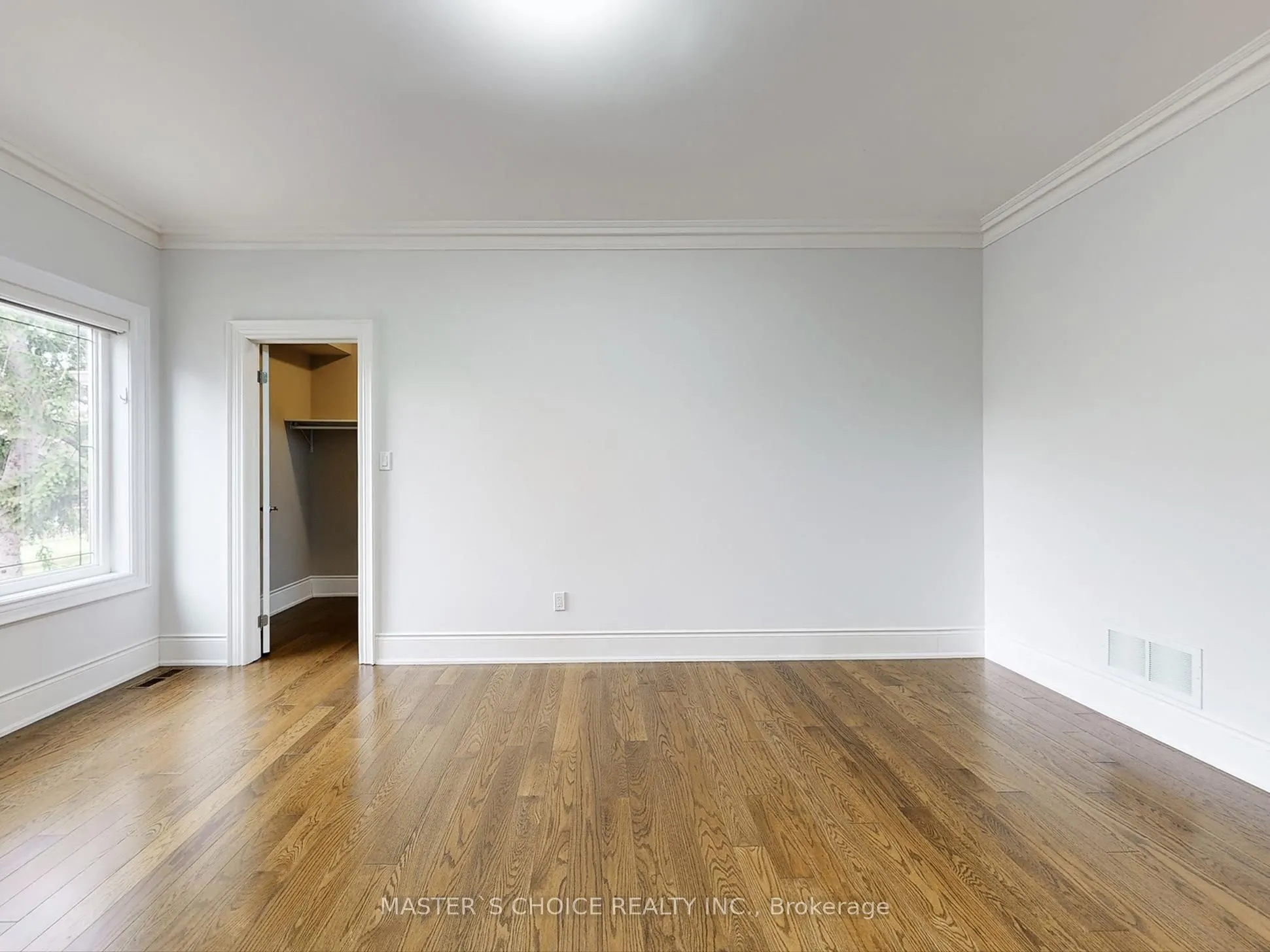 6 Terrace Avenue