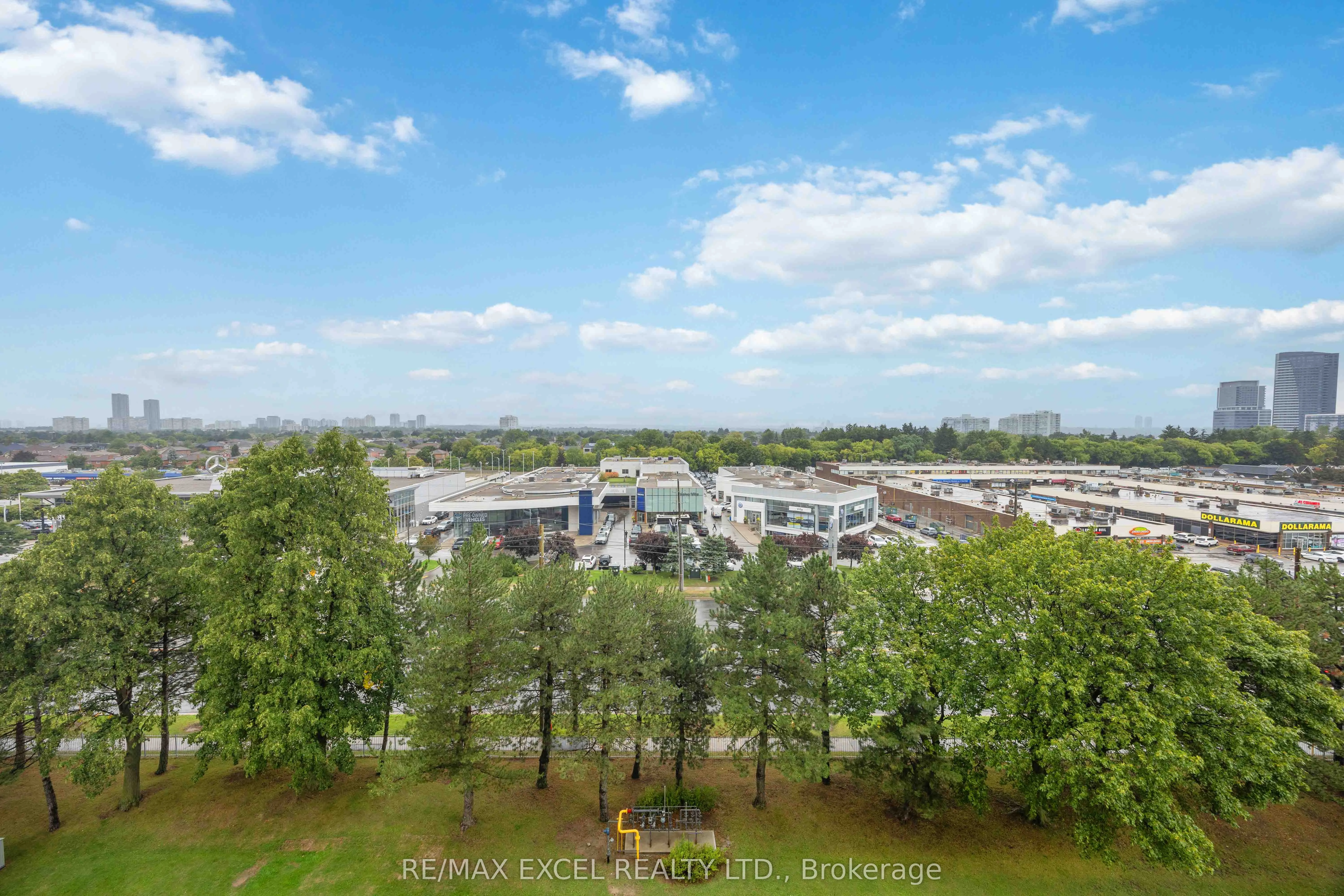 10 Tangreen Court, #801