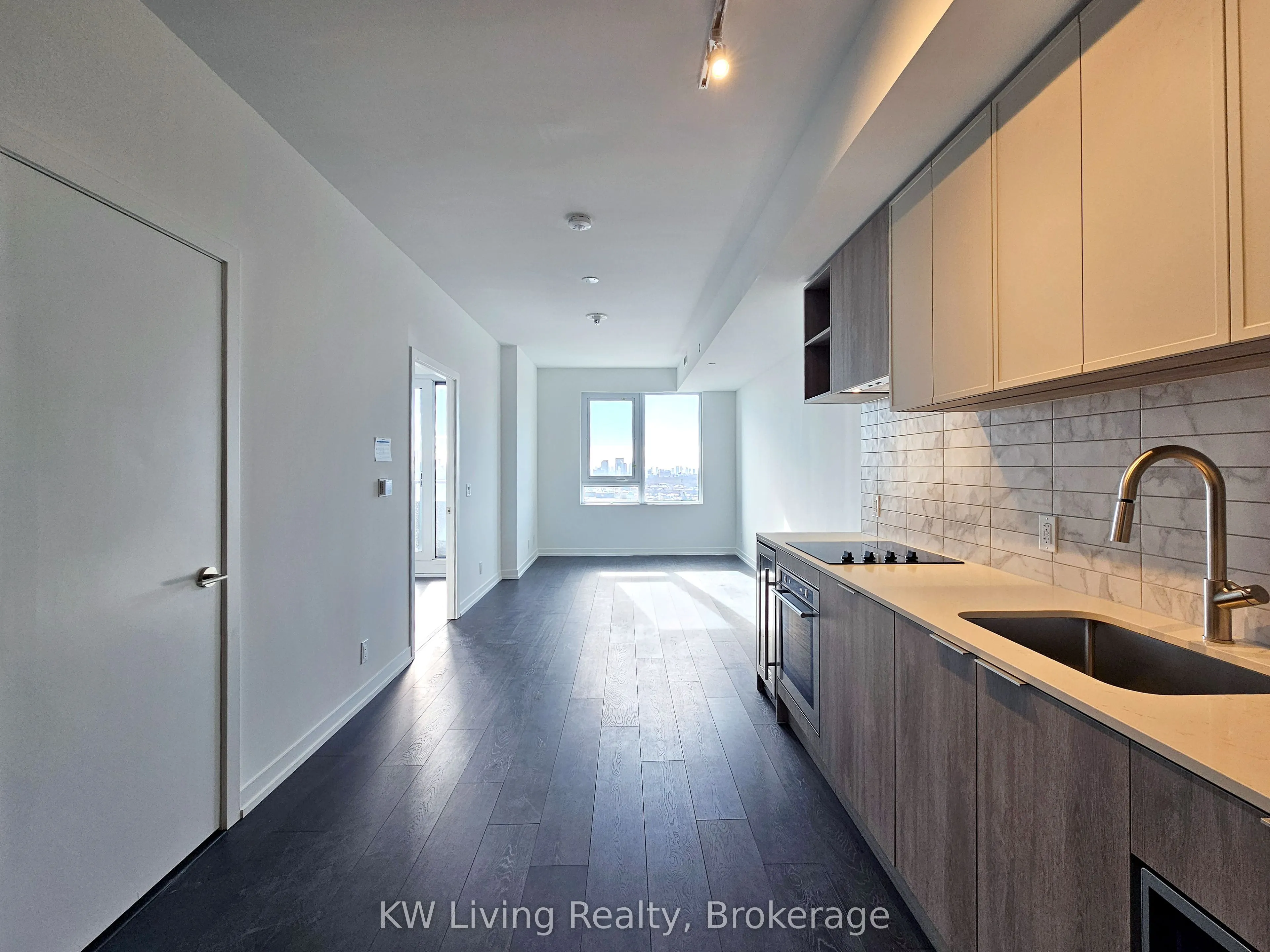 2020 Bathurst Street, #1603