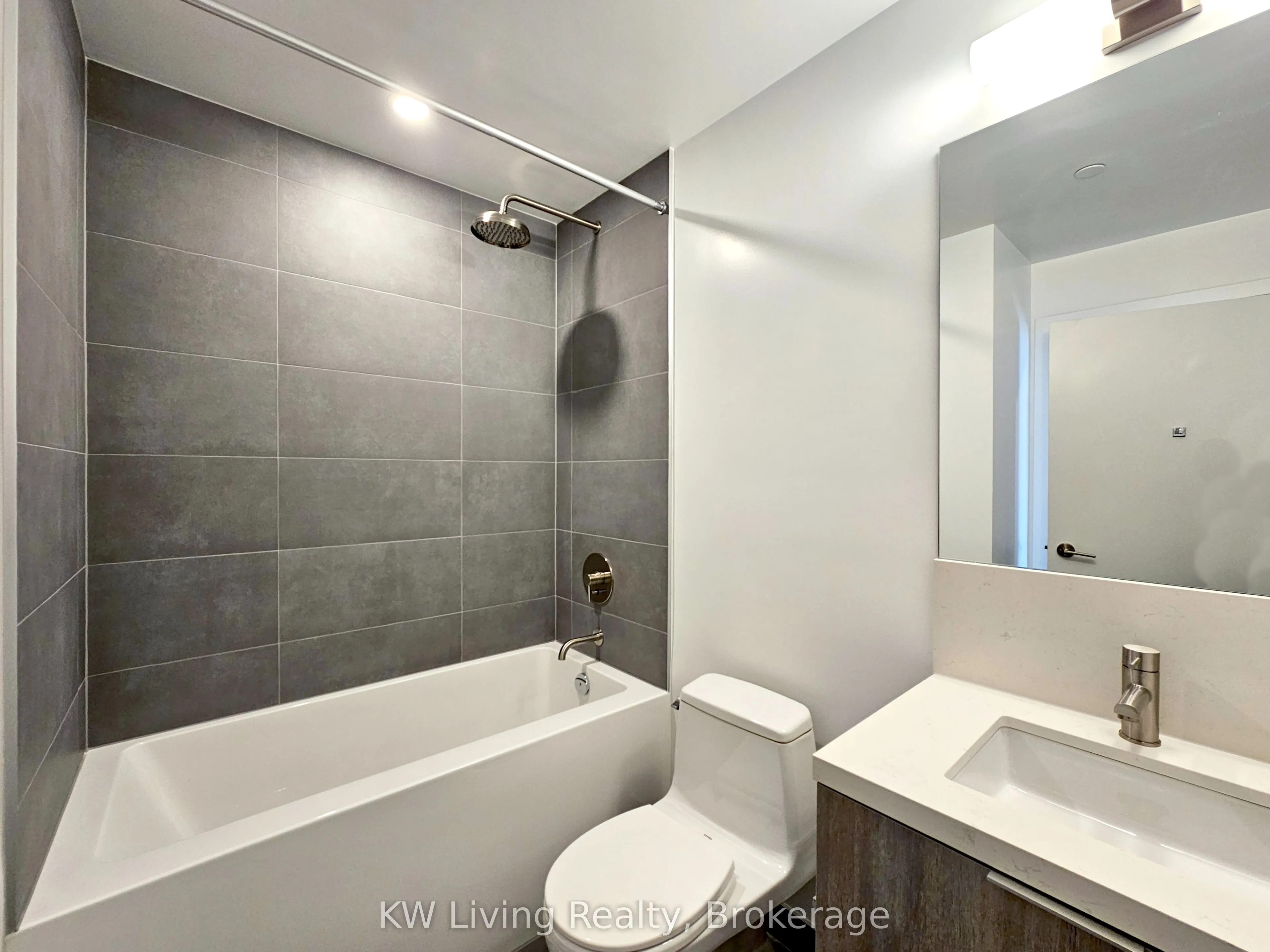 2020 Bathurst Street, #1603