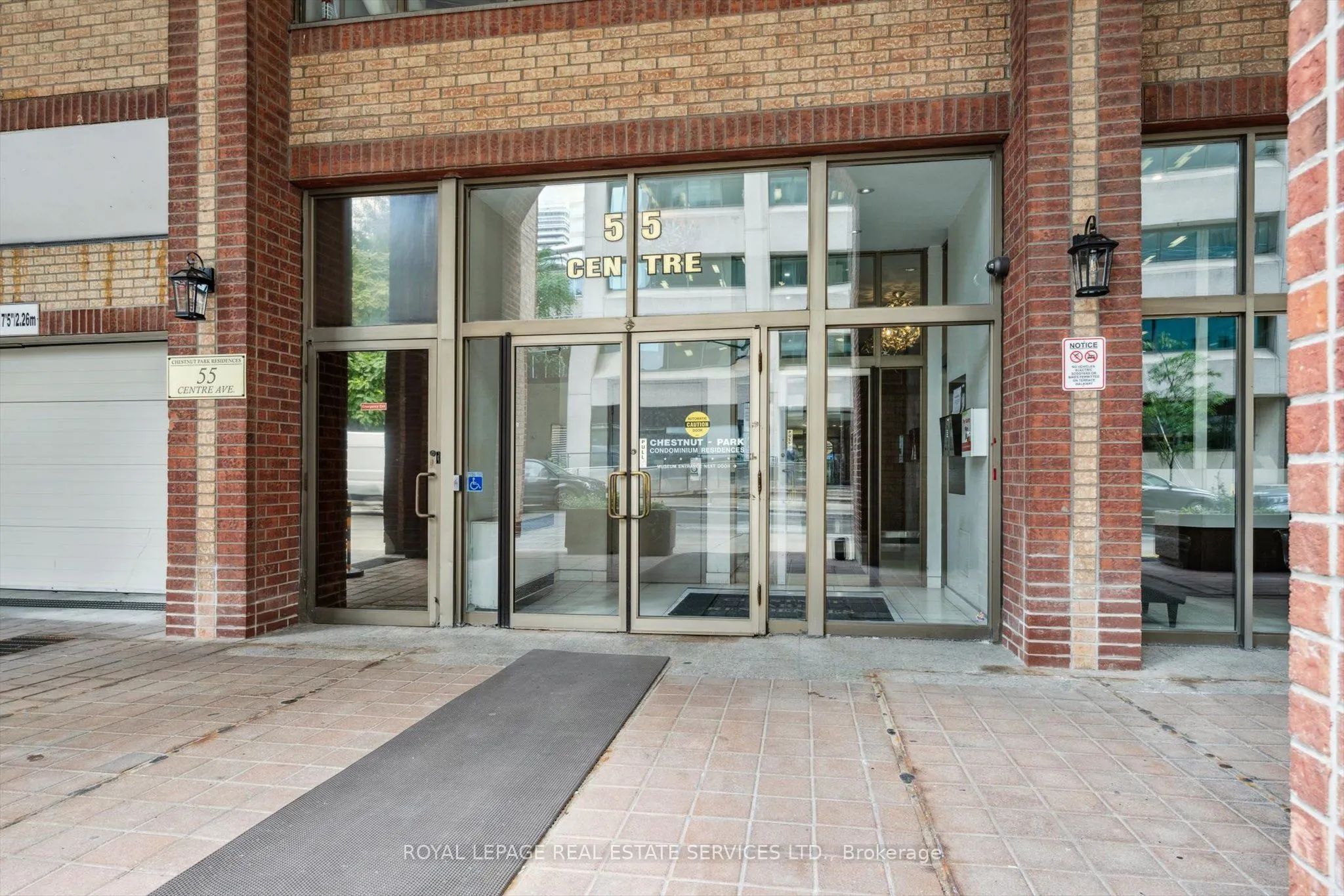 55 Centre Avenue, #703
