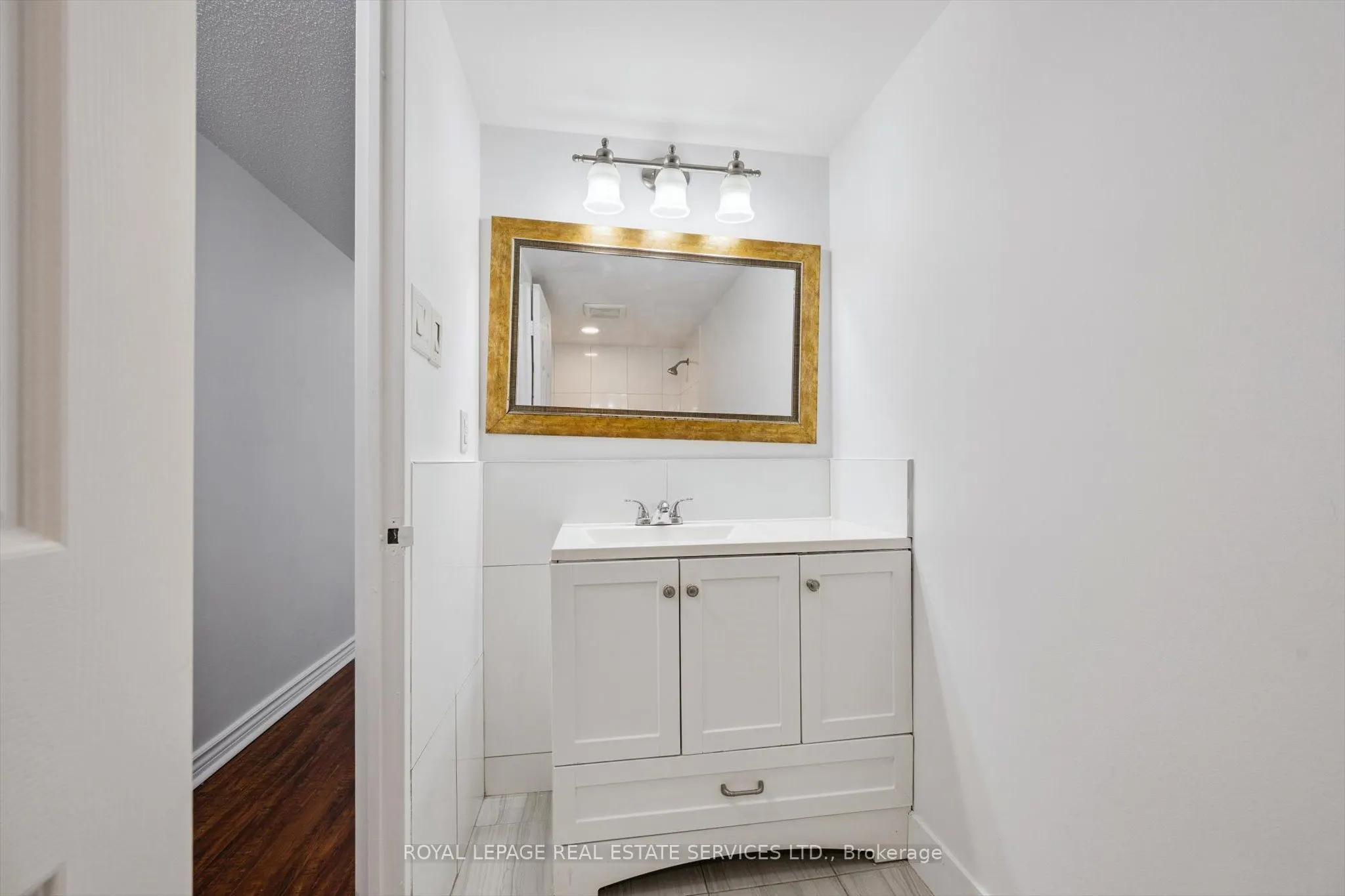 55 Centre Avenue, #703
