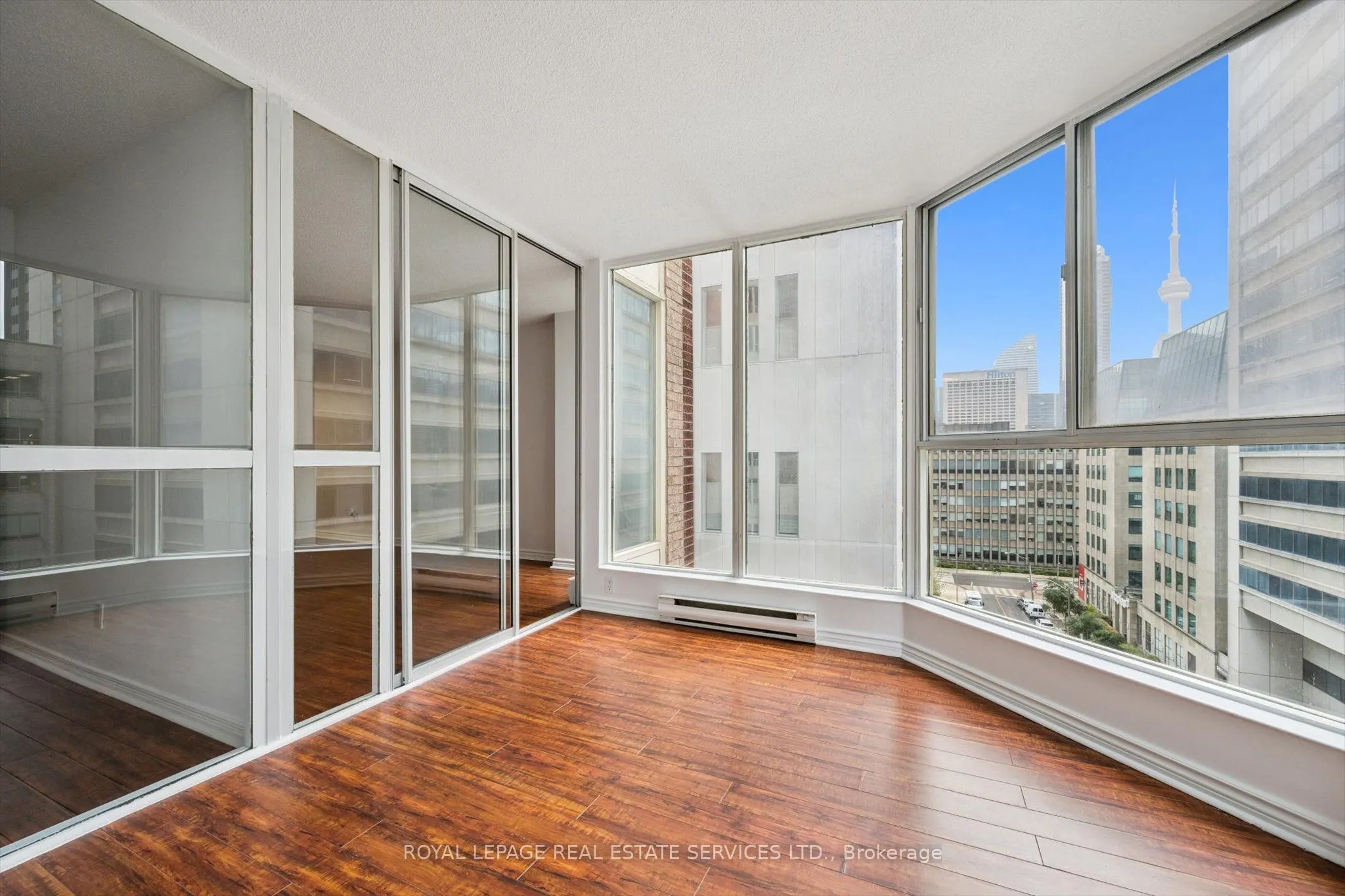 55 Centre Avenue, #703