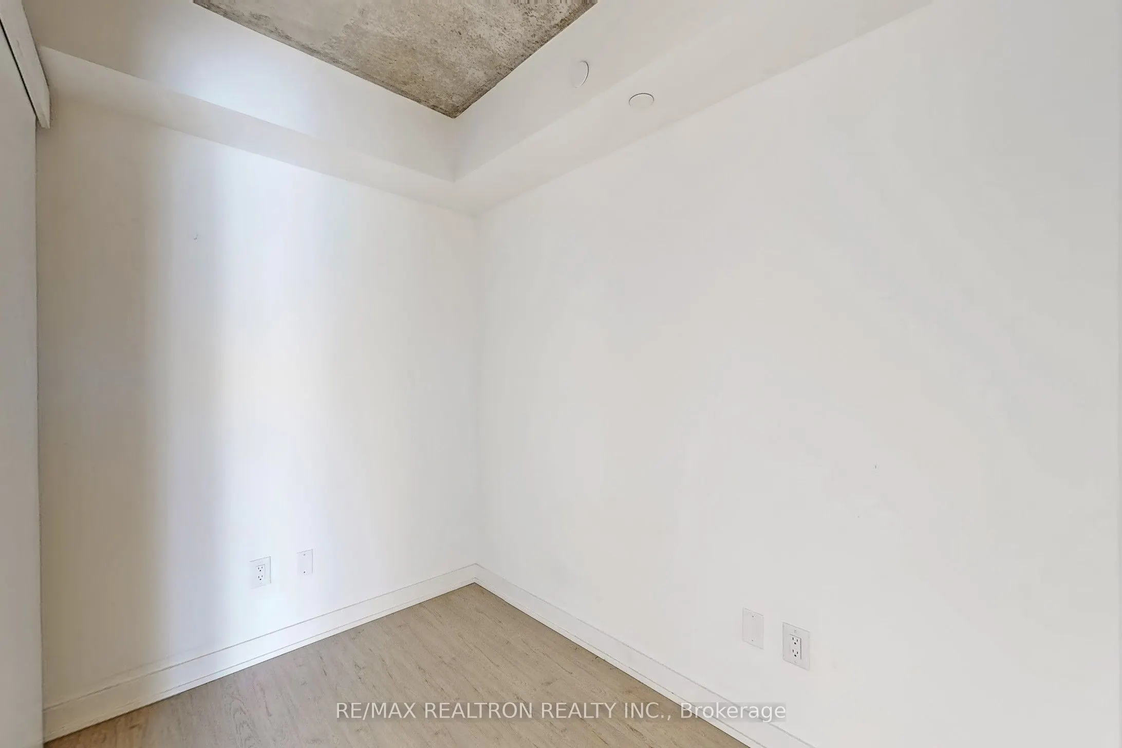 65 Mutual Street, #1702