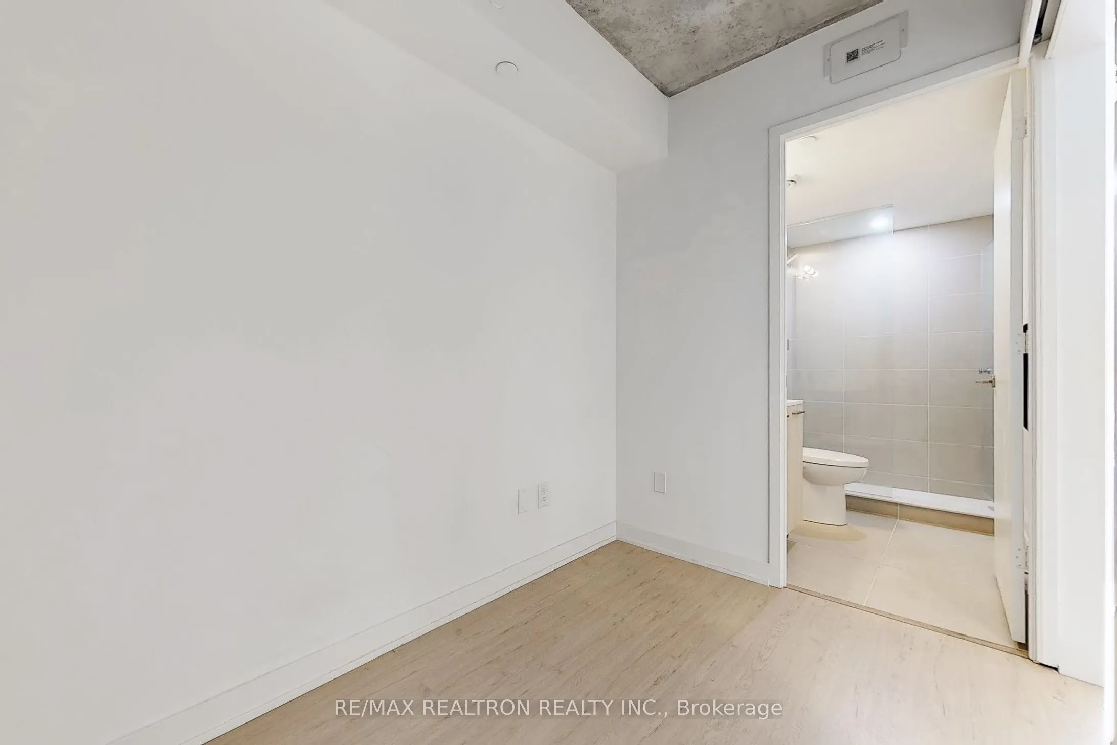 65 Mutual Street, #1702