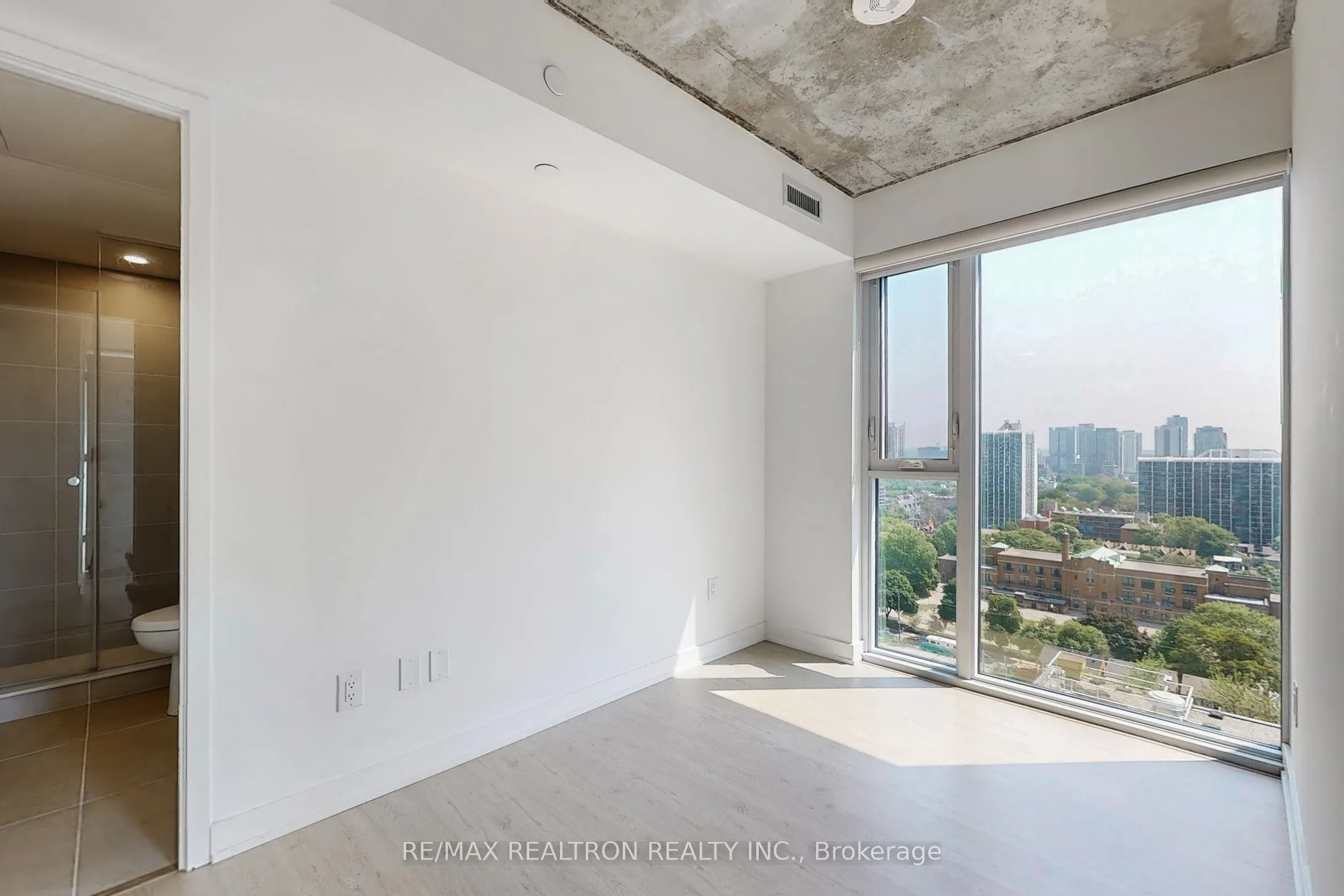 65 Mutual Street, #1702
