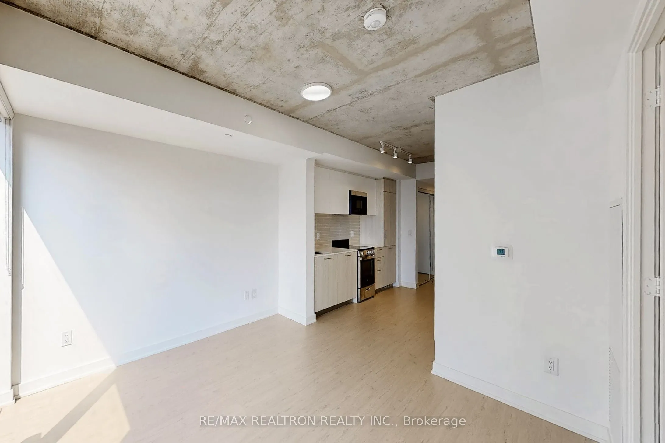 65 Mutual Street, #1702