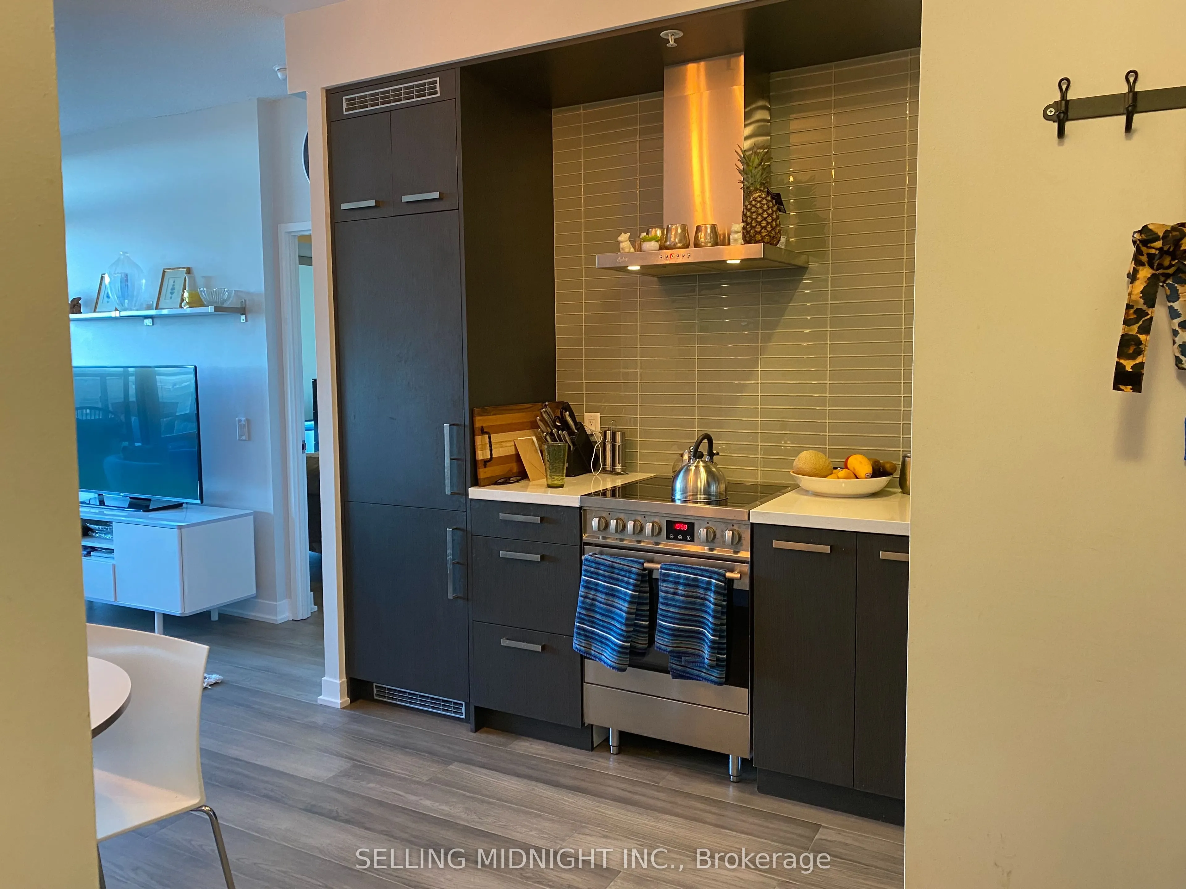 120 Bayview Avenue, #S408