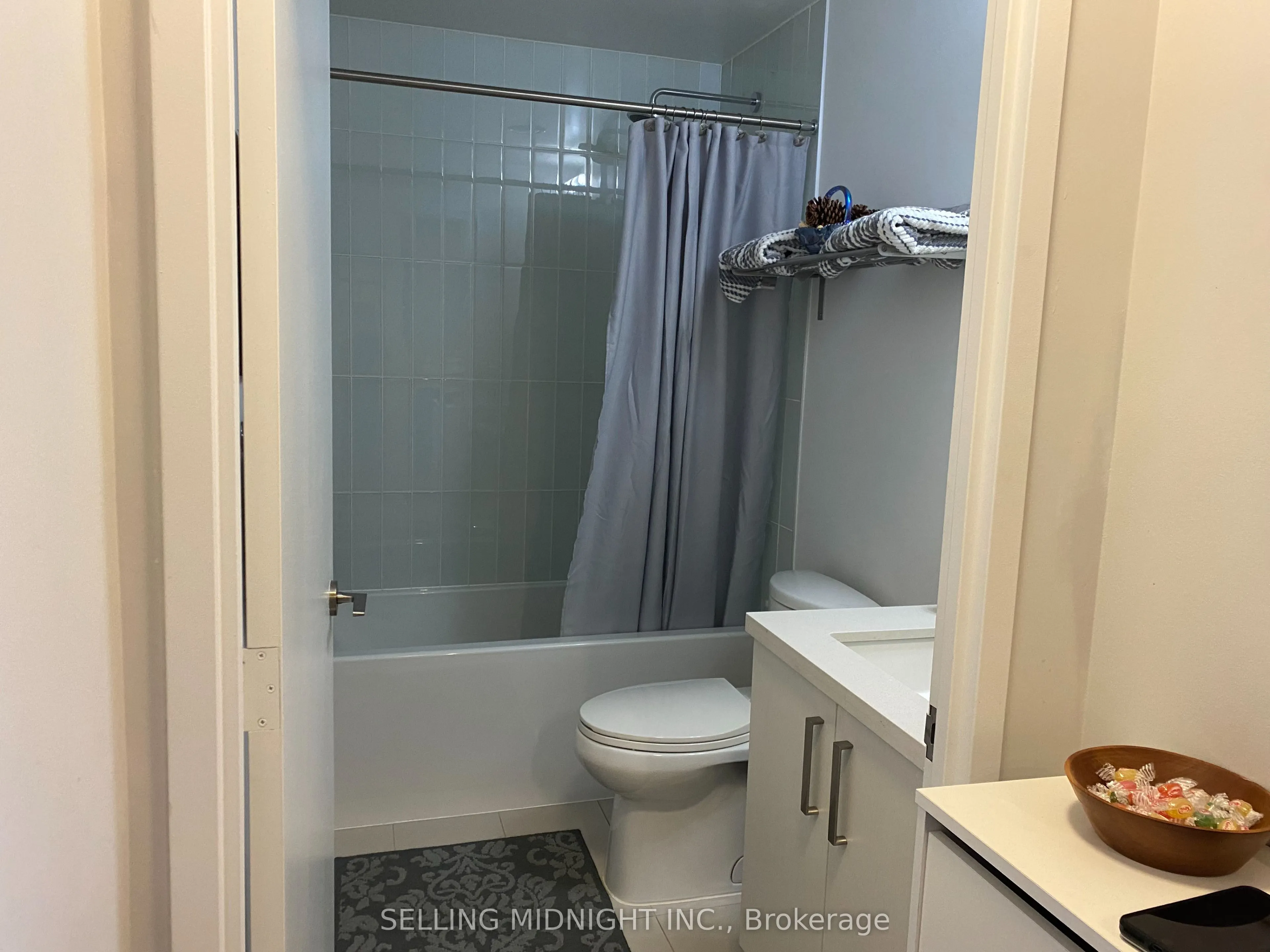 120 Bayview Avenue, #S408