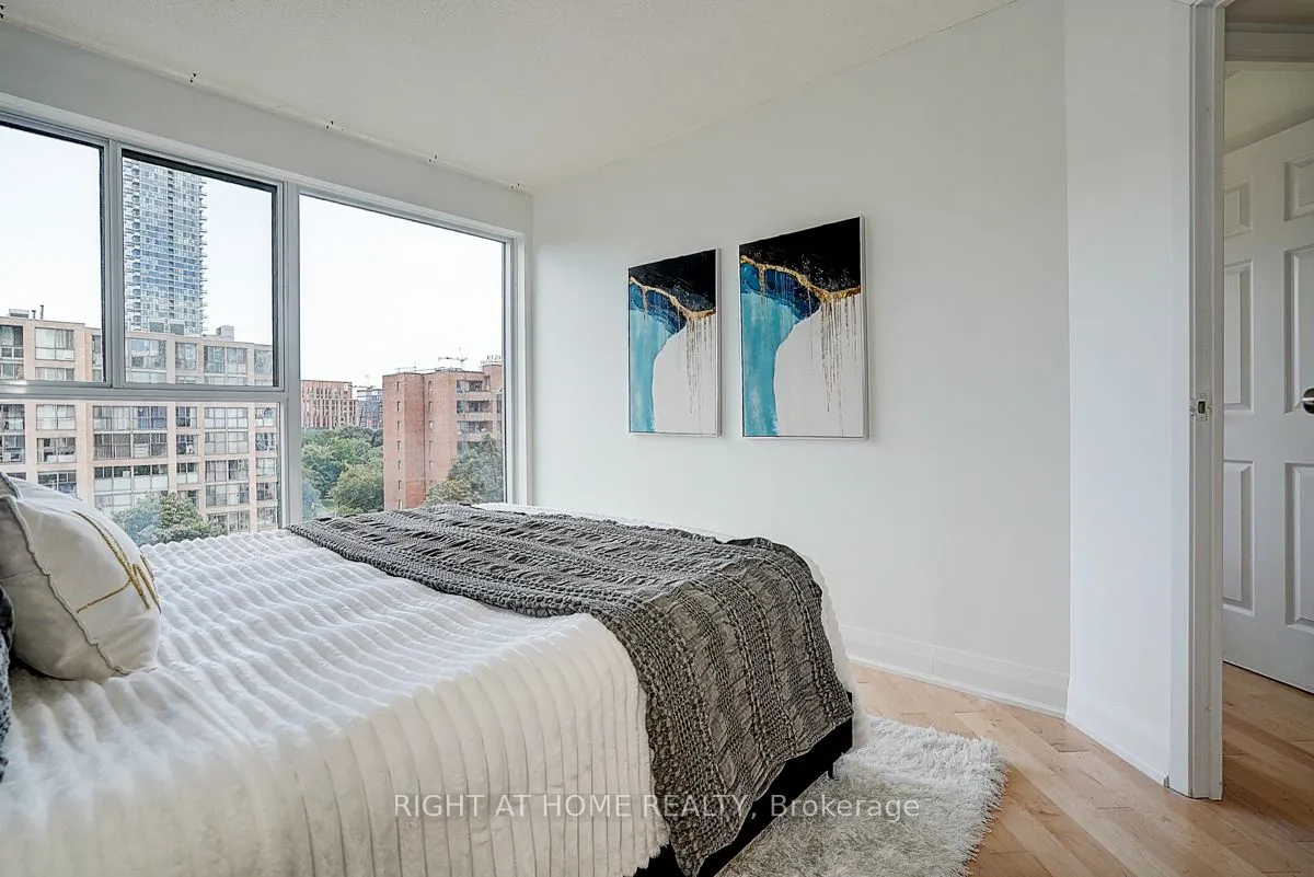 222 The Esplanade, #718