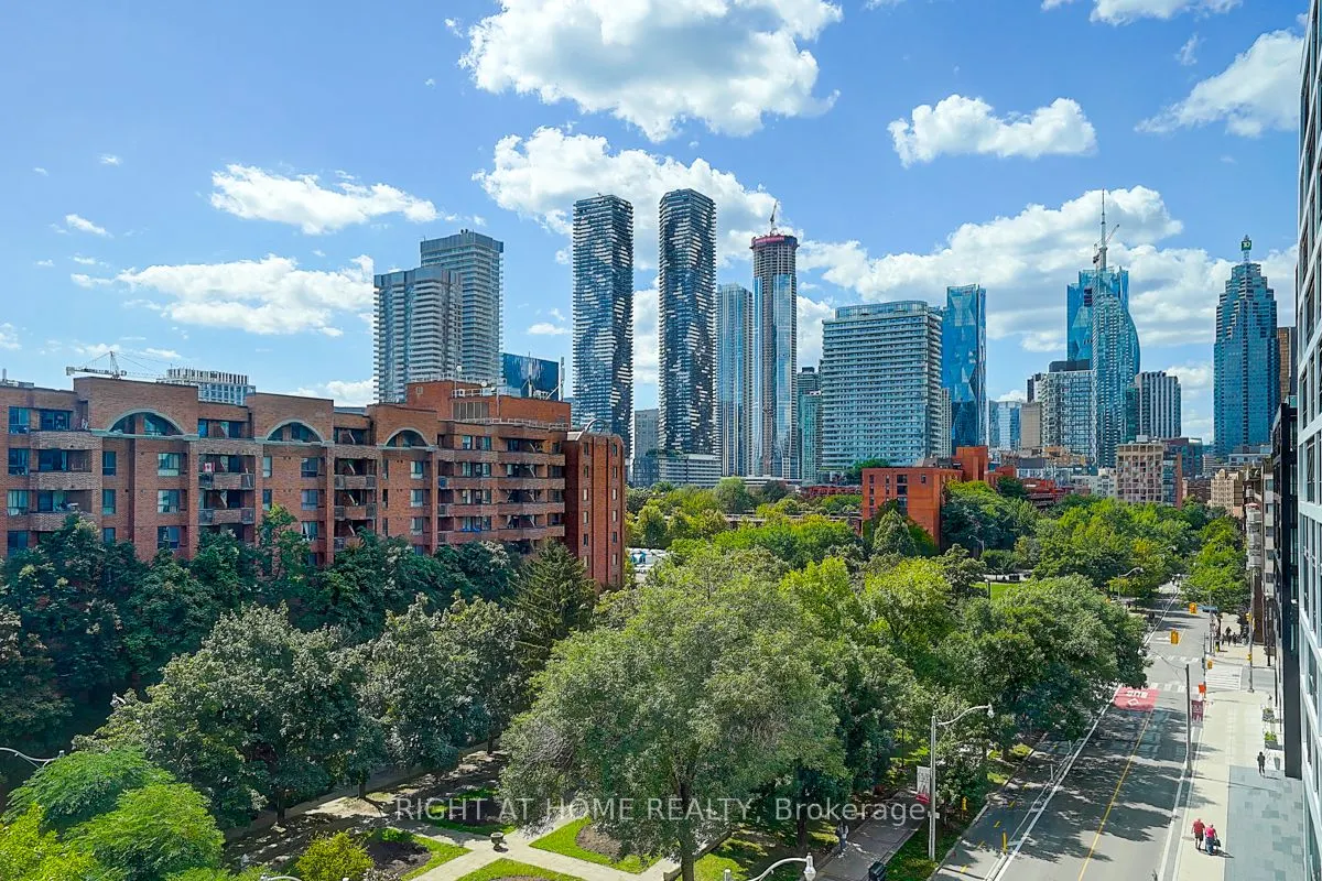 222 The Esplanade, #718