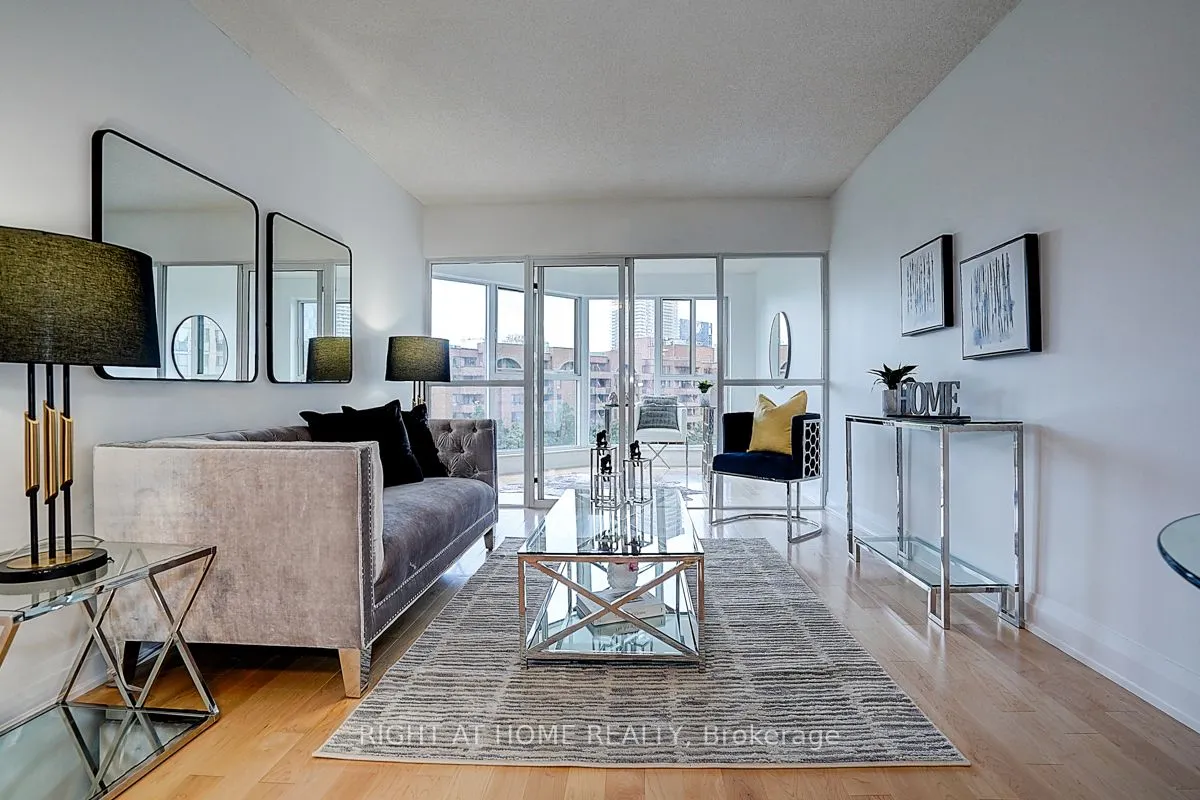 222 The Esplanade, #718