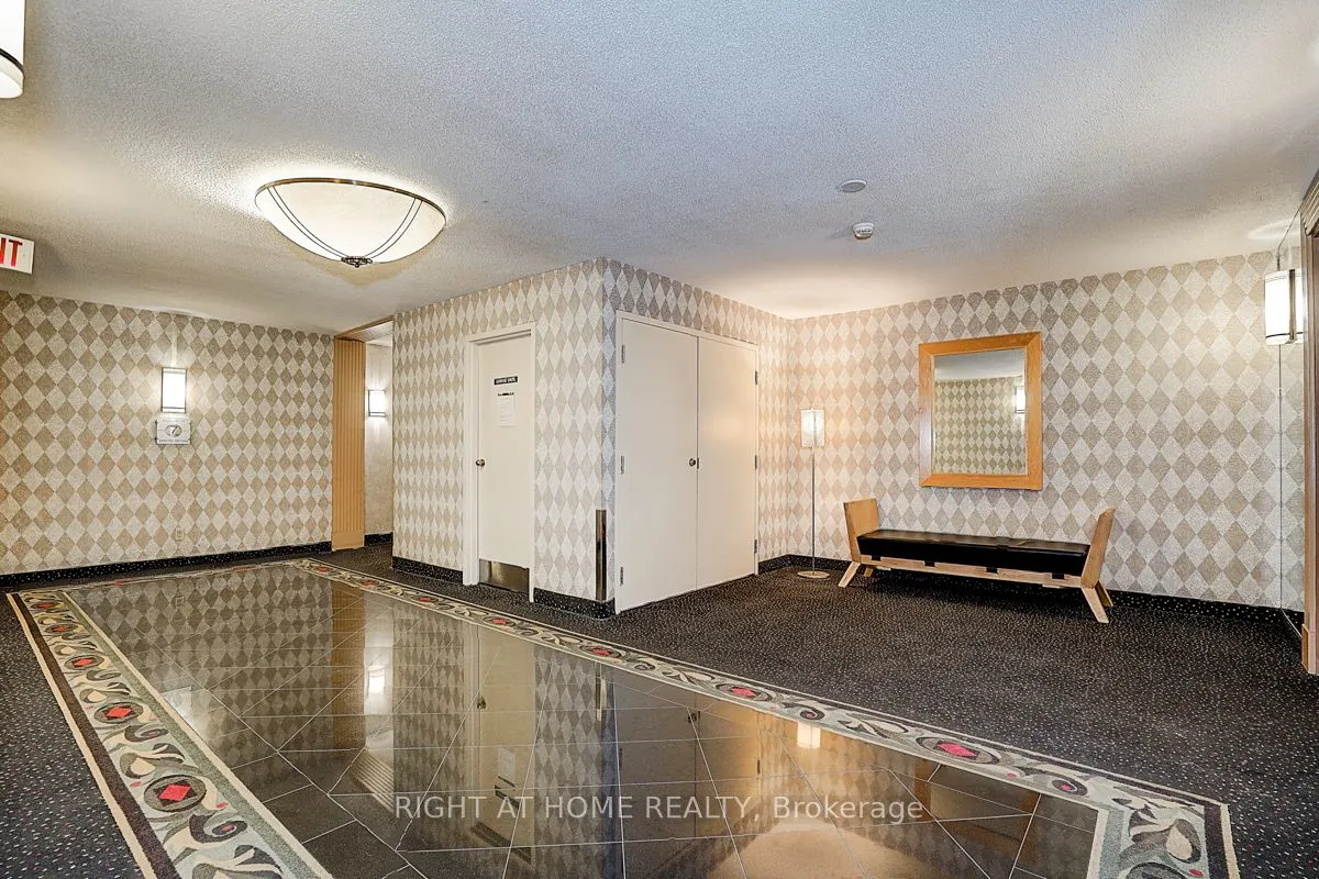 222 The Esplanade, #718
