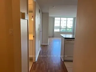 205 The Donway W, #512