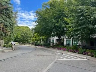 205 The Donway W, #512