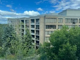 205 The Donway W, #512