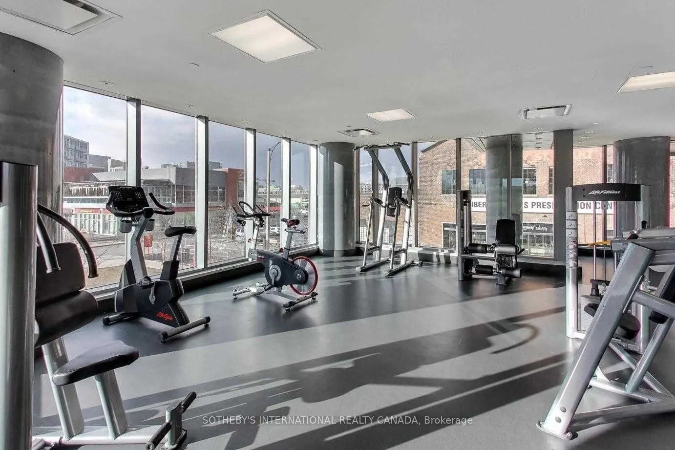 150 East Liberty Street, #1902
