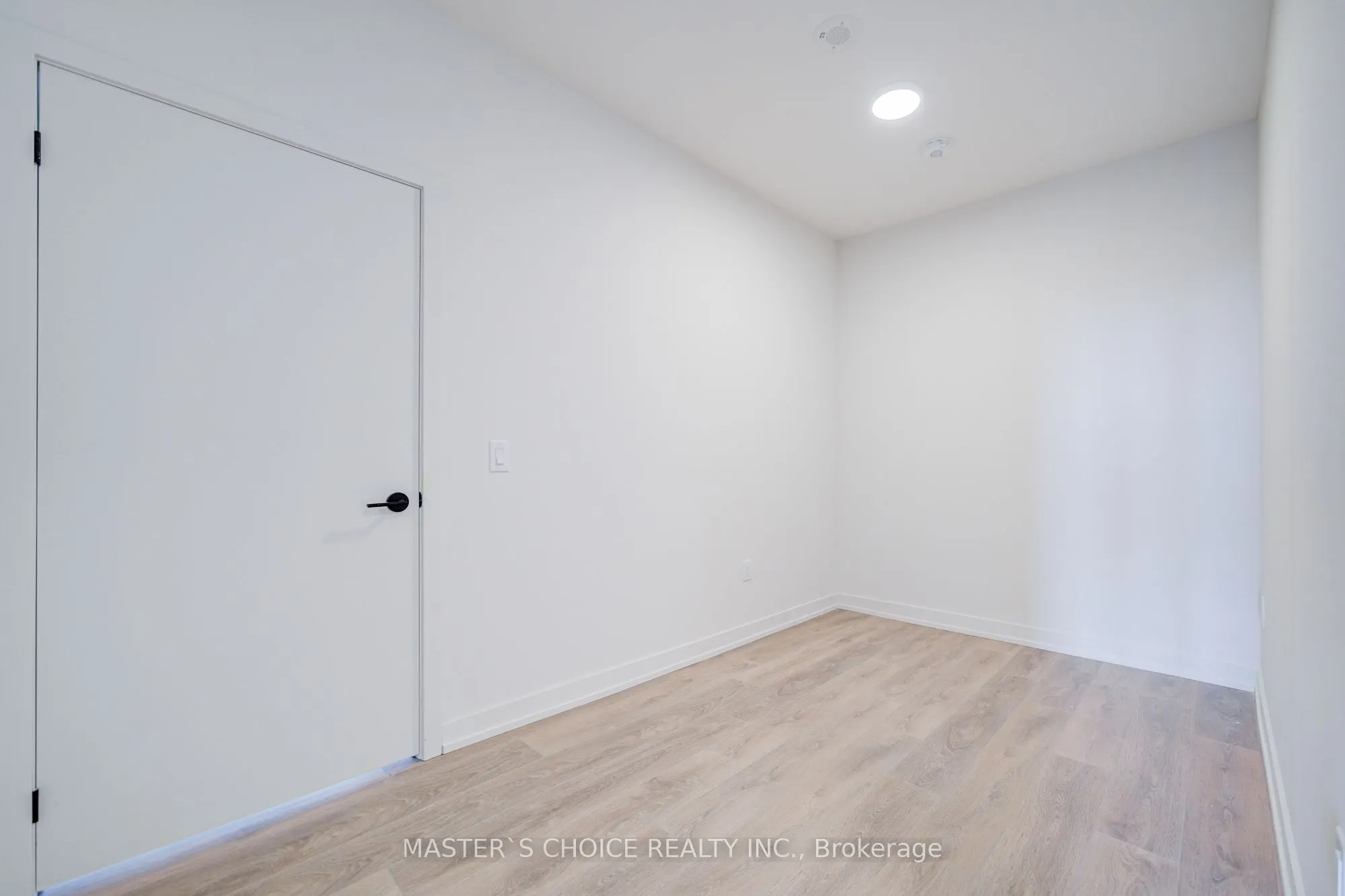 181 Sterling Road, #1604