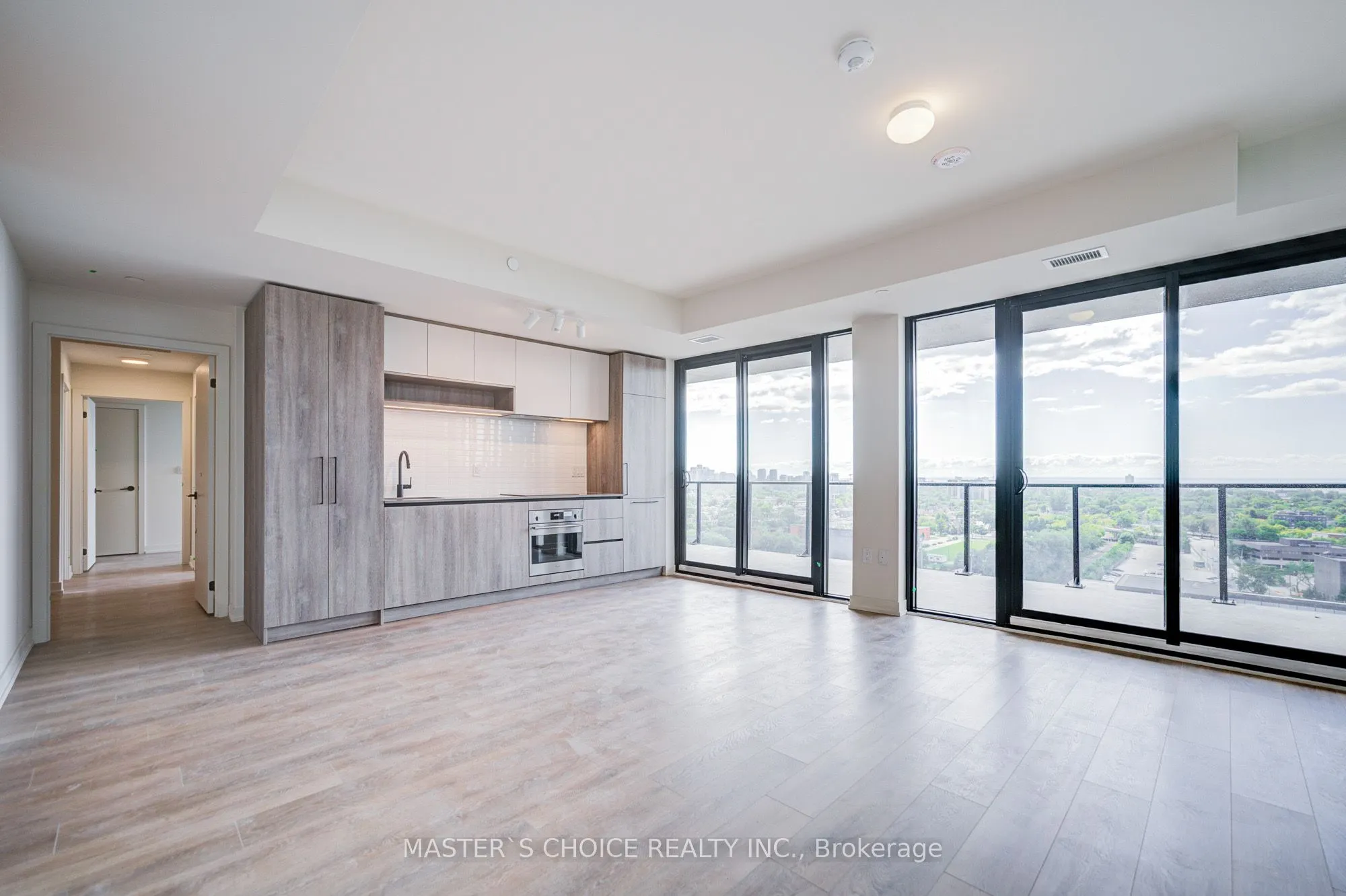 181 Sterling Road, #1604