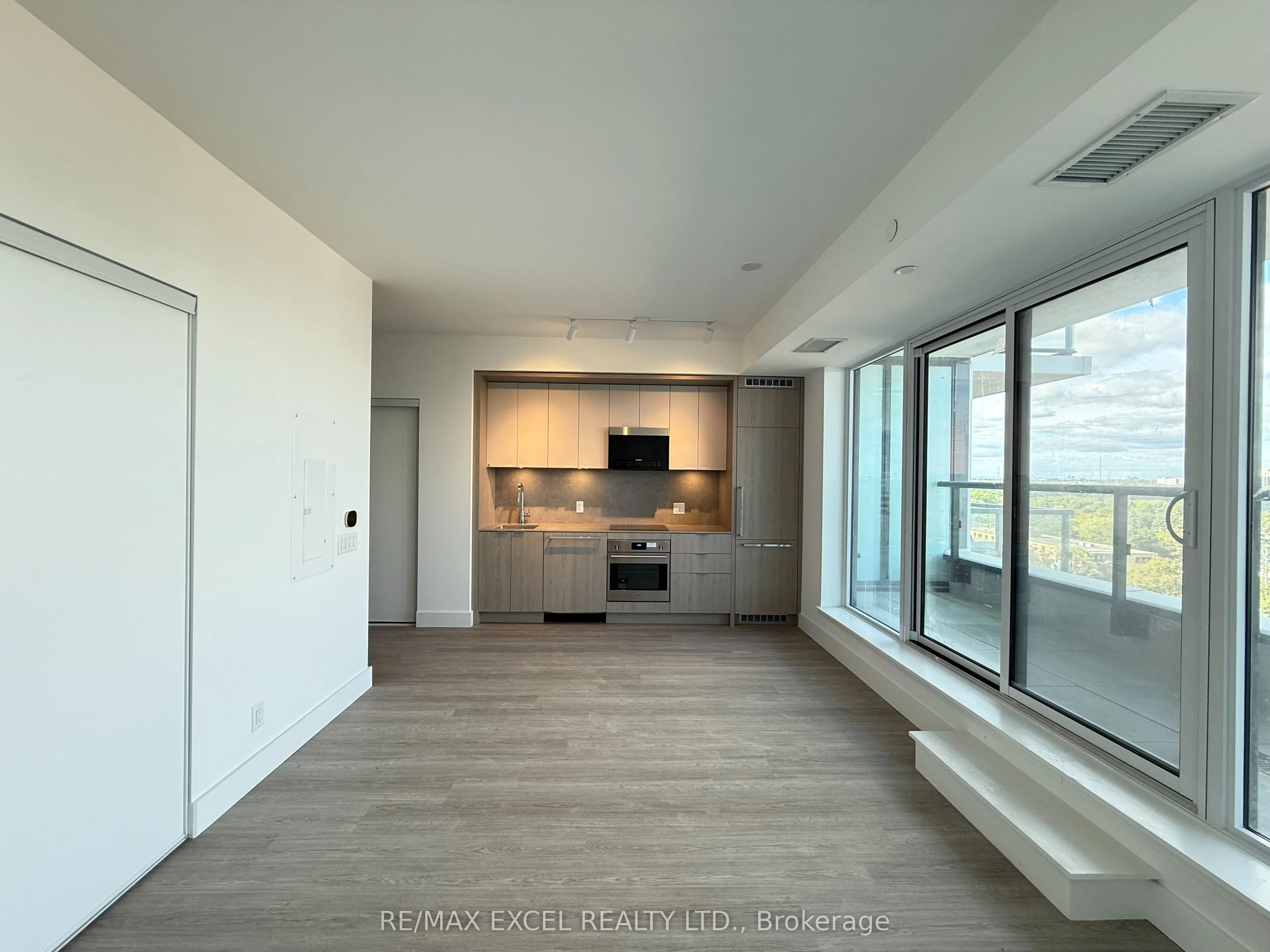 625 Sheppard Avenue E, #914