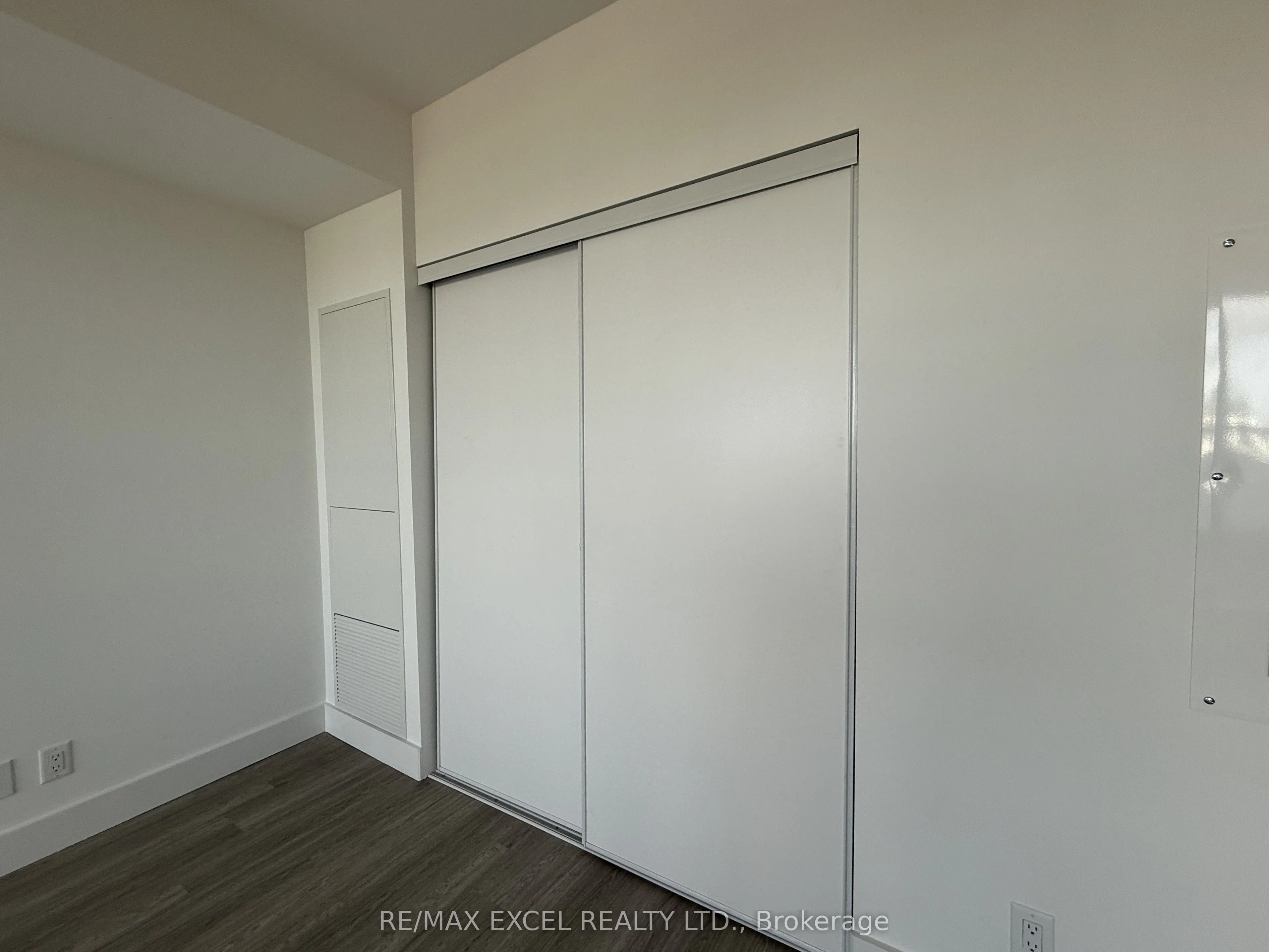 625 Sheppard Avenue E, #914
