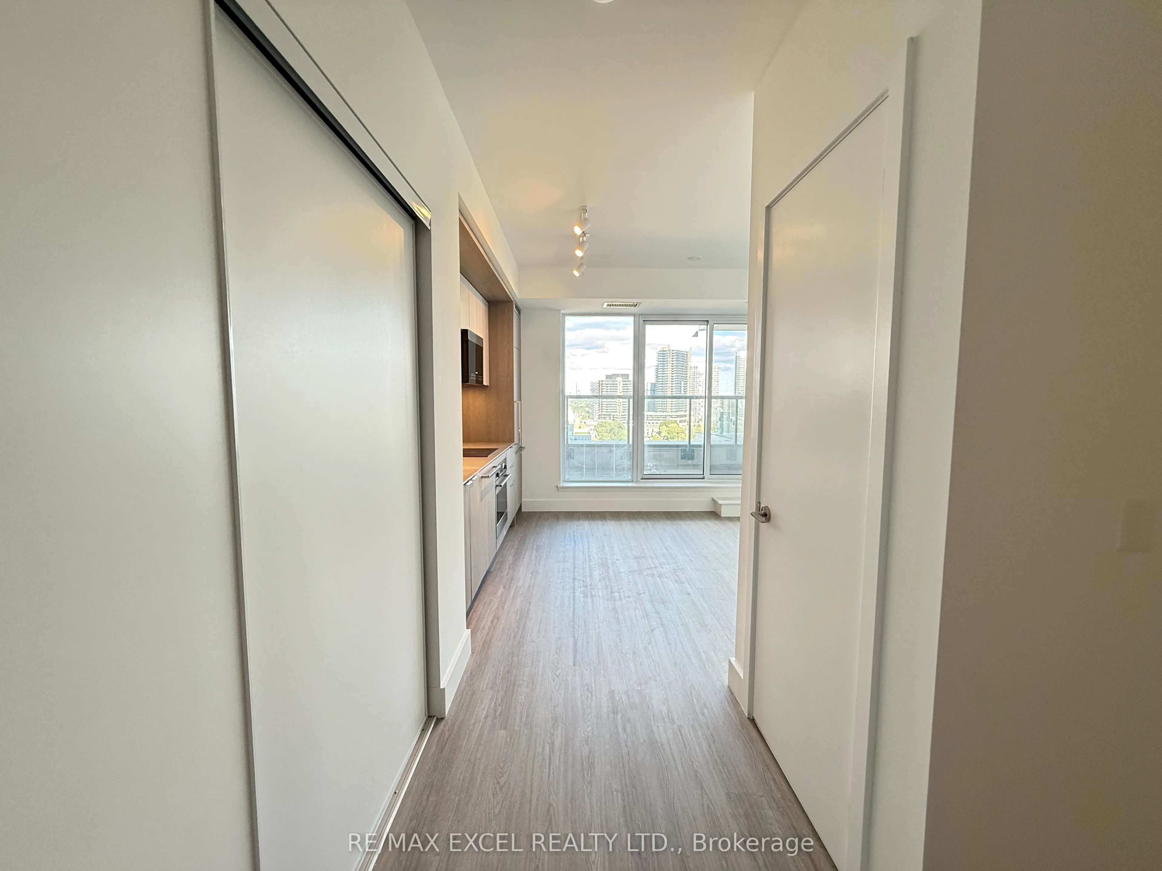 625 Sheppard Avenue E, #914