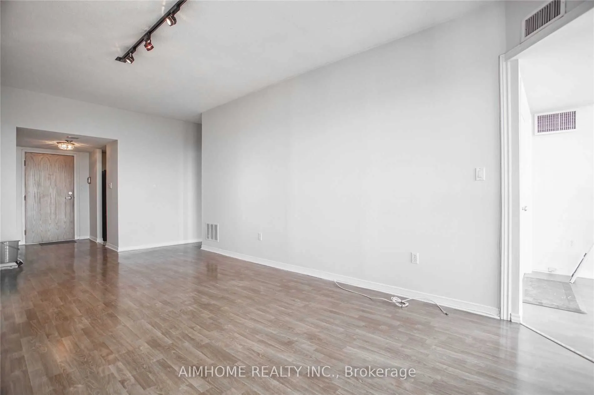 5 Concorde Place, #3711